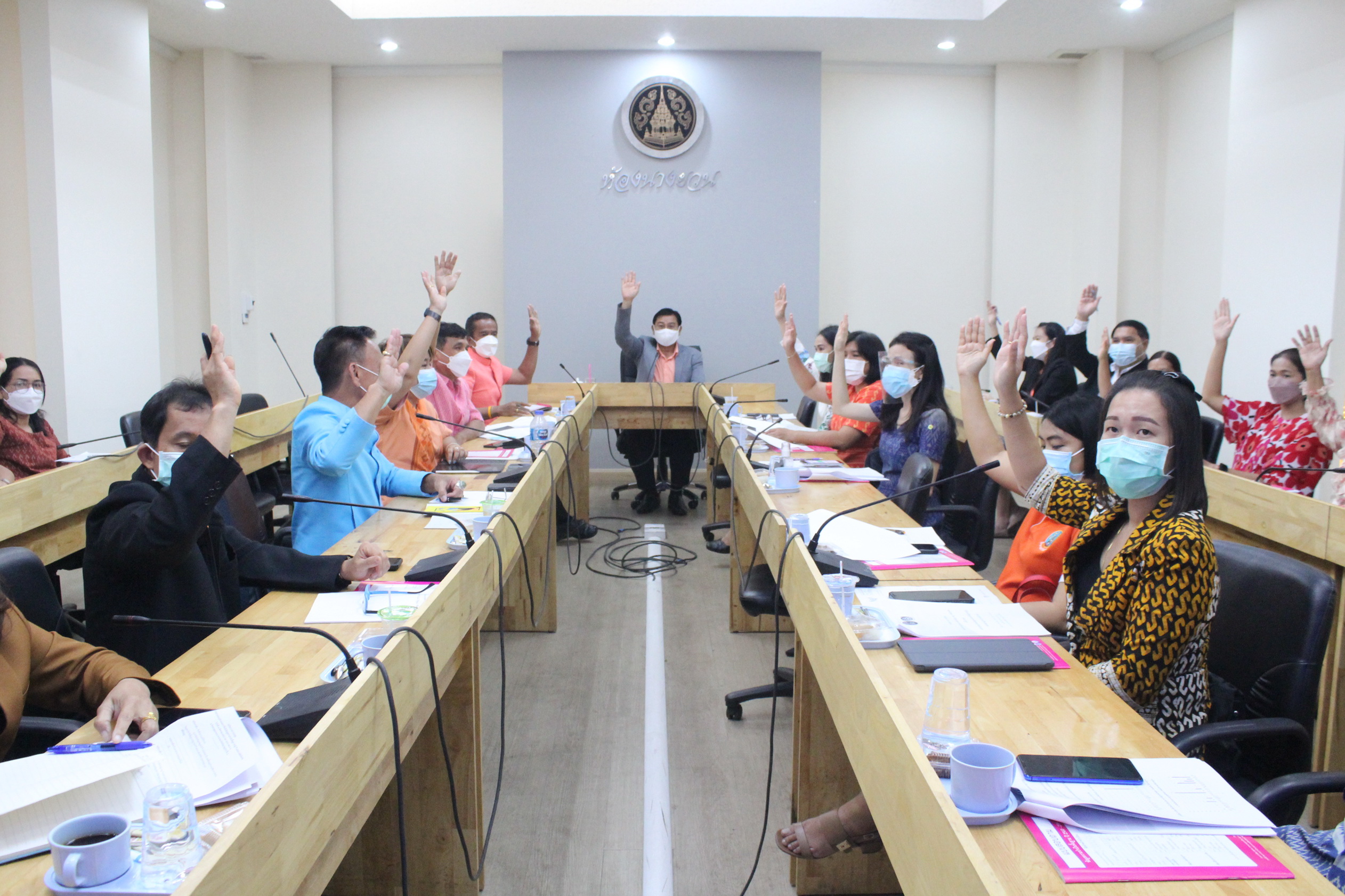 พช.สุราษฎร์ฯ จัดประชุมคณะทำงานบริหารการจัดเก็บข้อมูล (จปฐ.) ระดับจังหวัด และ รับรองผลการจัดเก็บข้อมูลความจำเป็นพื้นฐาน (จปฐ.) ปี พ.ศ.2565 จังหวัดสุราษฎร์ธานี