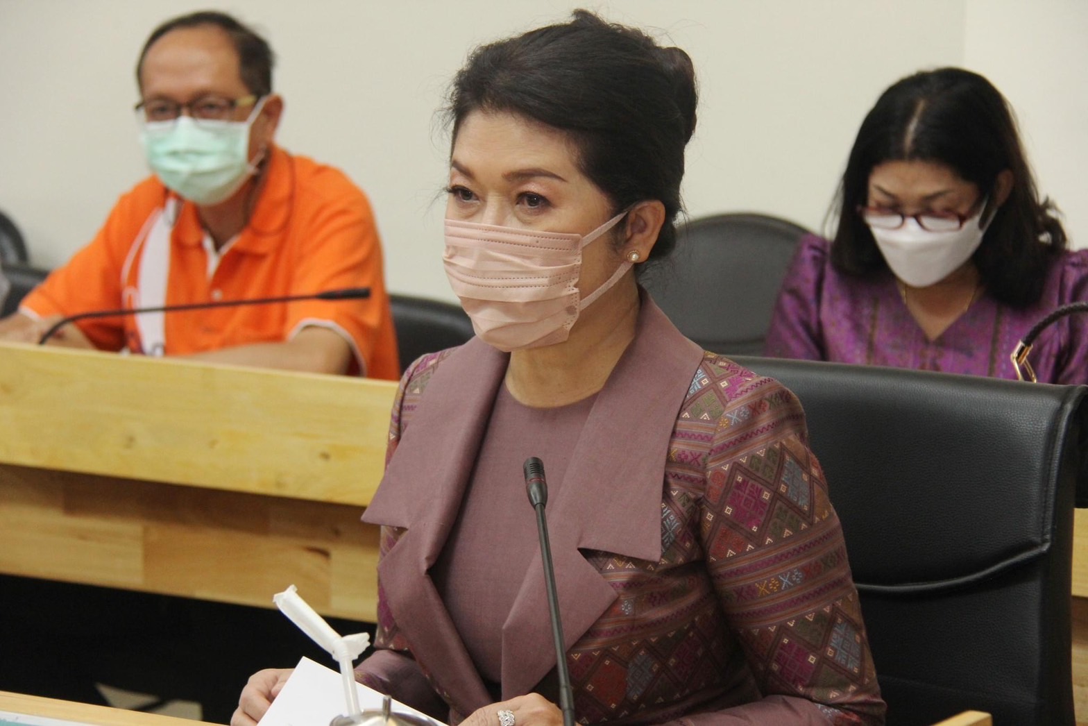 สุราษฎร์ทีม เมืองคนดี ไม่ทิ้งกัน เดินหน้าผสานกำลังช่วยเหลือครัวเรือนเปราะบางด้านที่อยู่อาศัยจากอยู่รอด ให้ไปสู่ยั่งยืน