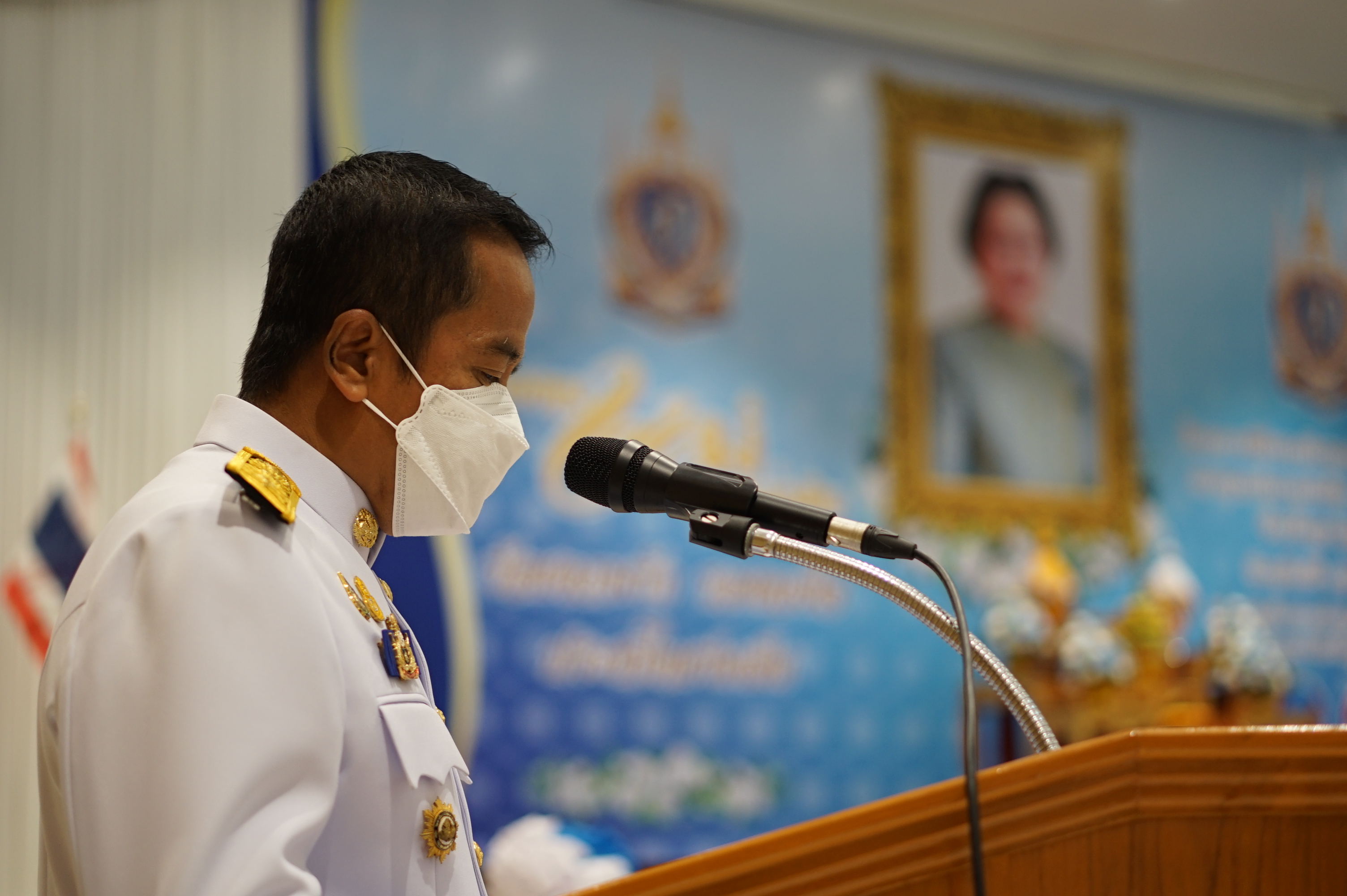 พช.สุราษฎร์ จับมือ ปปส.ภาค 8 และเครือข่ายกองทุนแม่ฯ จังหวัดสุราษฎร์ธานี จัดพิธีมอบเงินพระราชทานขวัญถุงกองทุนแม่ของแผ่นดิน ปี 2565