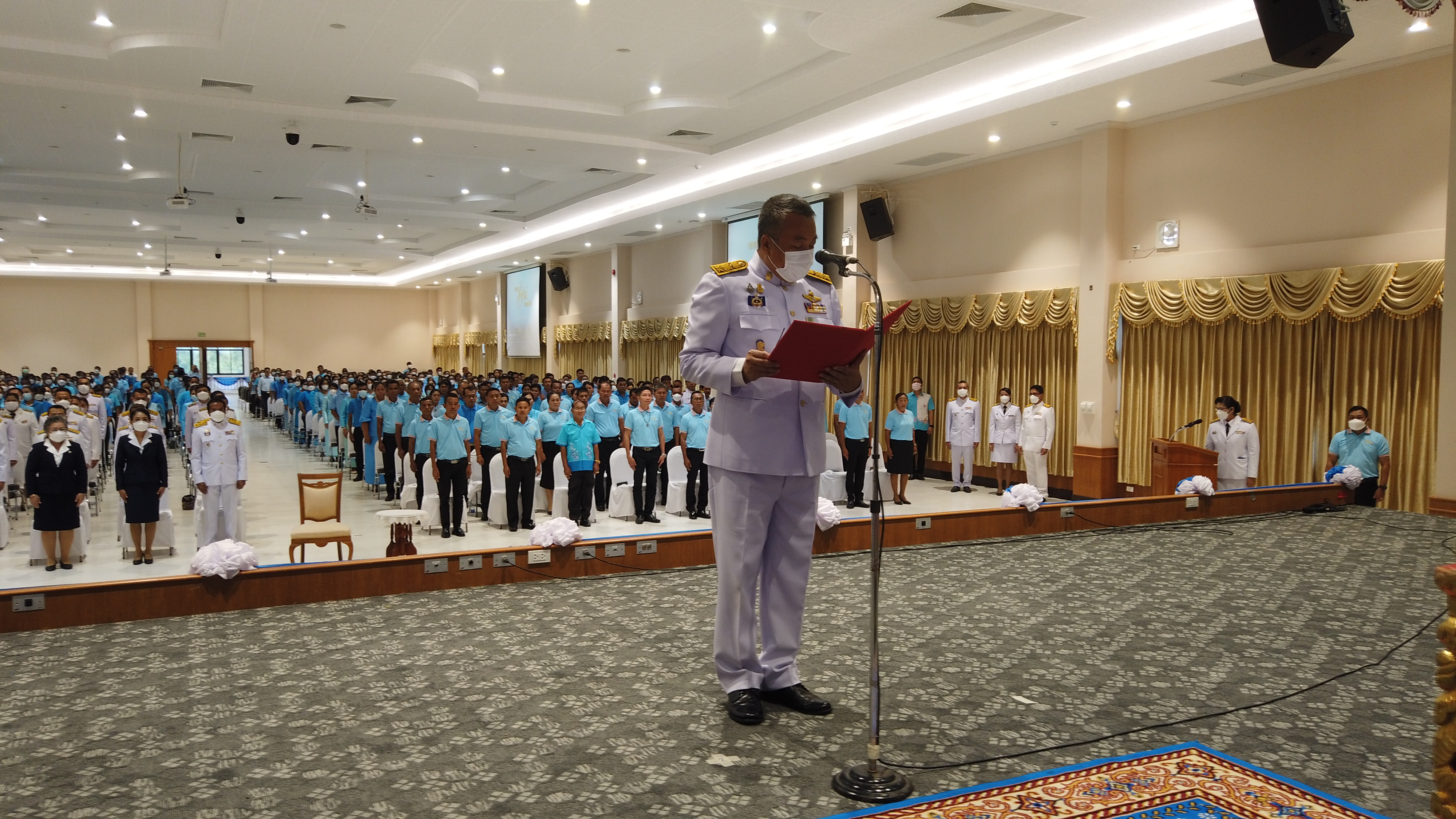 พช.สุราษฎร์ จับมือ ปปส.ภาค 8 และเครือข่ายกองทุนแม่ฯ จังหวัดสุราษฎร์ธานี จัดพิธีมอบเงินพระราชทานขวัญถุงกองทุนแม่ของแผ่นดิน ปี 2565