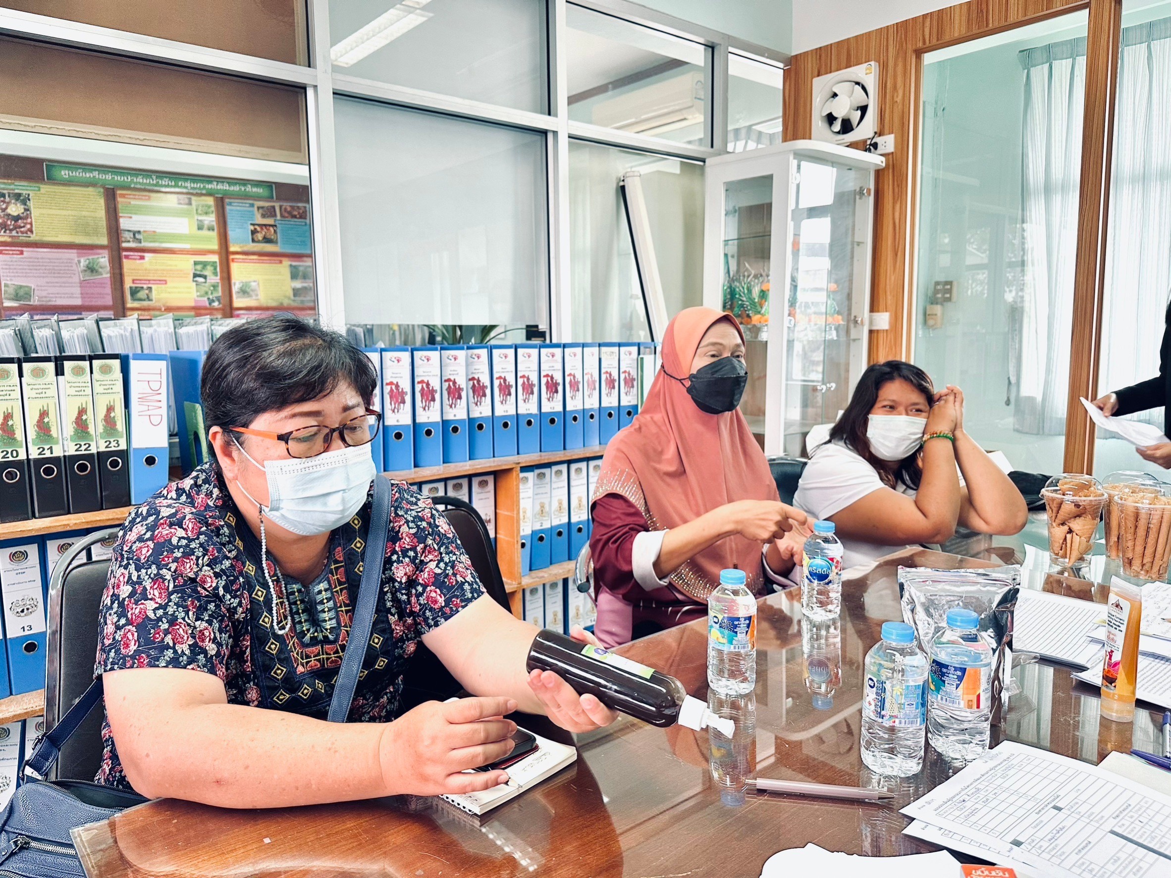 พช.เมืองสุราษฎร์ธานี ร่วมติดตามโครงการพัฒนาศักยภาพผู้ประกอบการสู่ยุค 4.0 ปีงบประมาณ2566