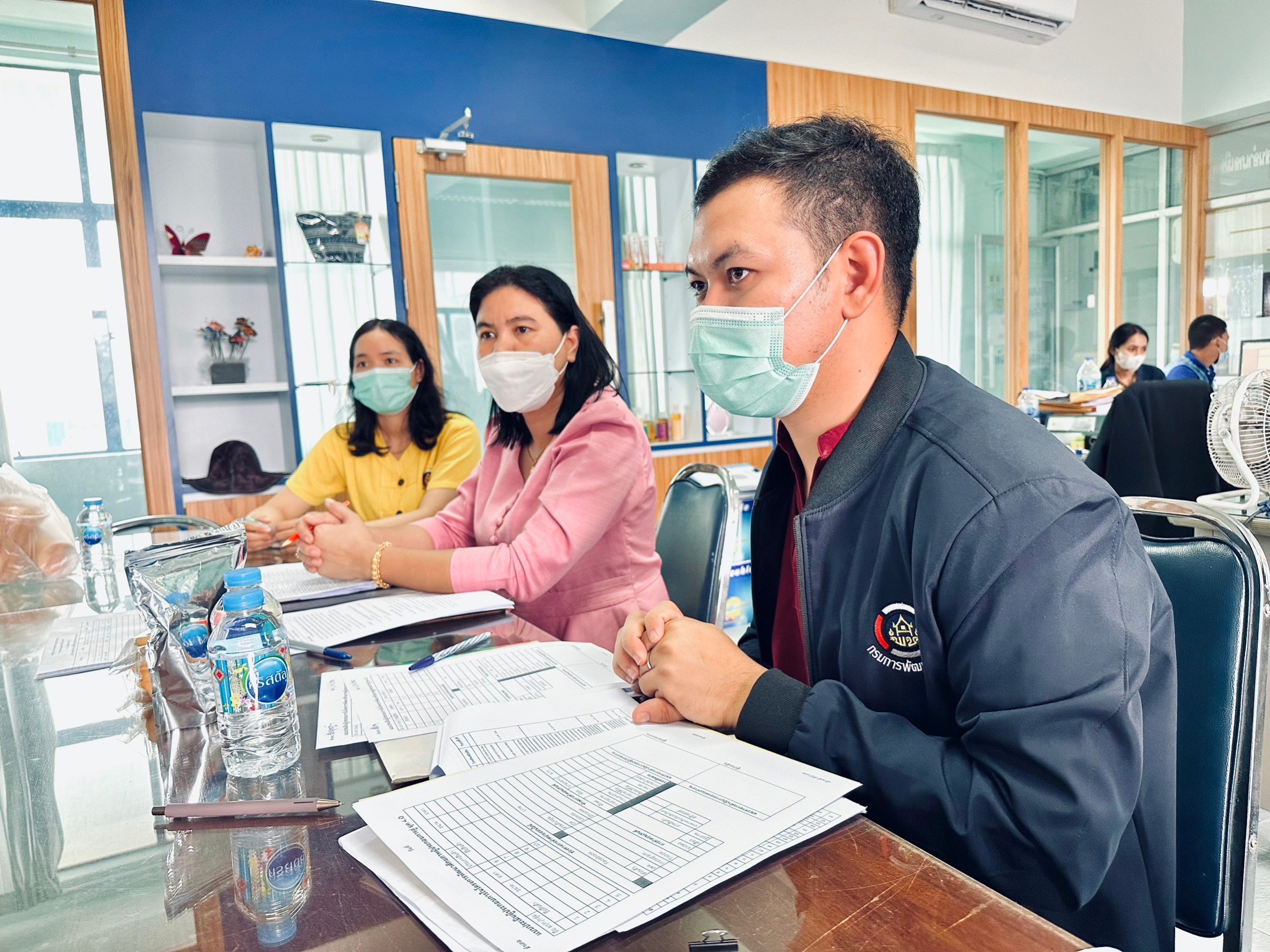 พช.เมืองสุราษฎร์ธานี ร่วมติดตามโครงการพัฒนาศักยภาพผู้ประกอบการสู่ยุค 4.0 ปีงบประมาณ2566