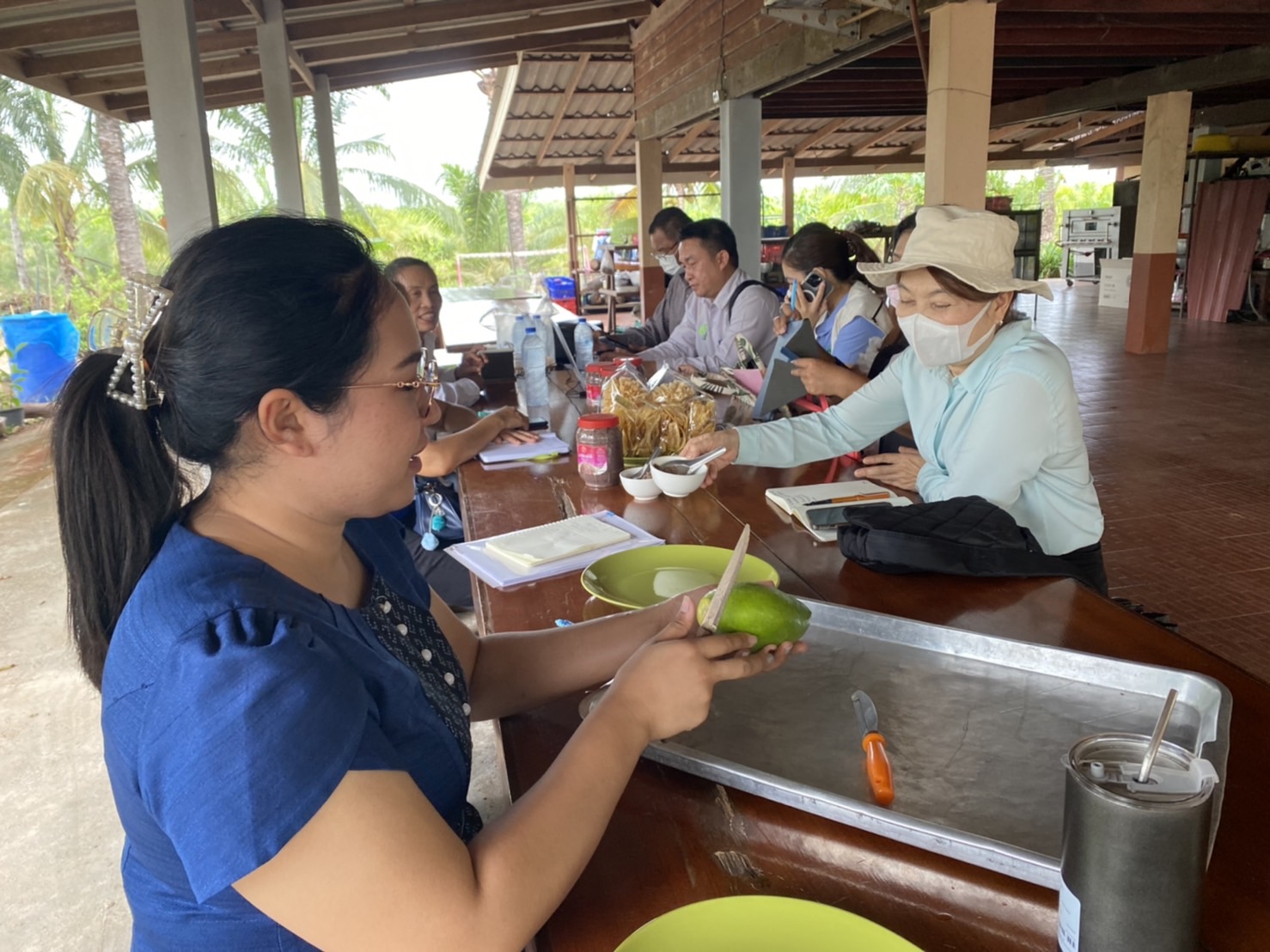 คณะกรรมการเครือข่าย KBO ลงพื้นที่เร่งพัฒนาผลิตภัณฑ์ OTOP ภายใต้โครงการ KBO ในวันที่ 2