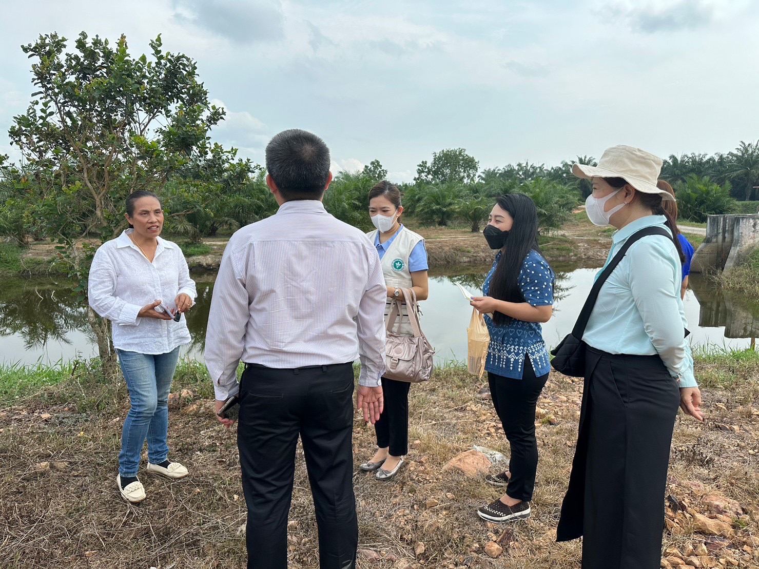 คณะกรรมการเครือข่าย KBO ลงพื้นที่เร่งพัฒนาผลิตภัณฑ์ OTOP ภายใต้โครงการ KBO ในวันที่ 2