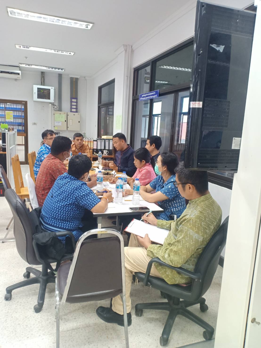 ตัวแทนกรม พช.ลงพื้นที่พบปะ ติวเข้มงานกองทุนชุมชน