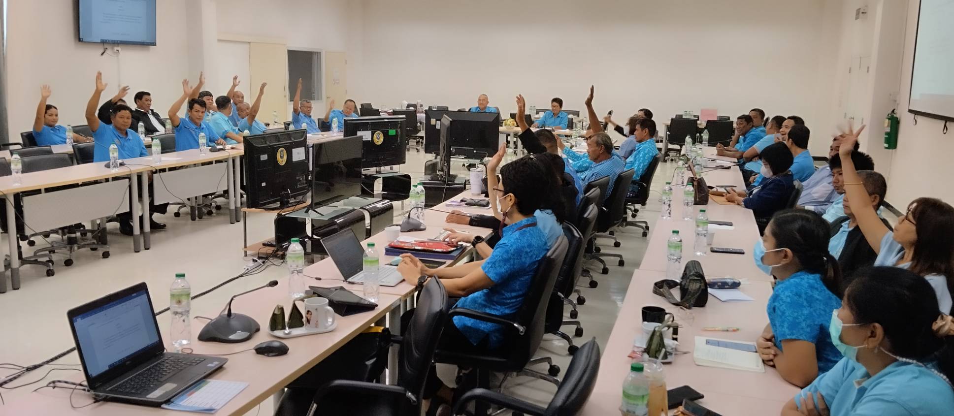 พช.สุราษฎร์ ร่วมทีม ปปส.ป้องกันปัญหายาเสพติด