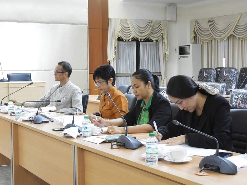 จังหวัดสุราษฎร์ธานี ตรวจประเมินผลการพัฒนาศักยภาพกลุ่มเป้าหมาย ตามมาตรฐานการพัฒนาชุมชน (มชช.)