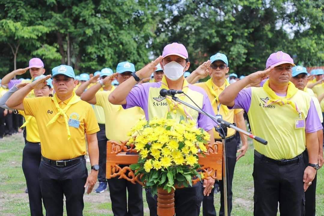 สพจ.สุราษฎร์ธานี สำนึกในพระมหากรุณาธิคุณฯ ร่วมกิจกรรมอาสาพัฒนาเนื่องในวันพระบาทสมเด็จพระปกเกล้าเจ้าอยู่หัว
