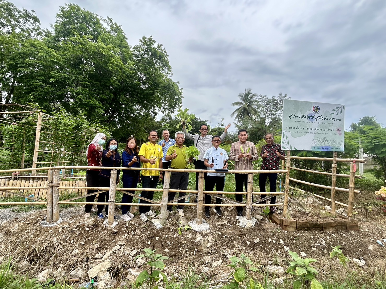 หนี้กองทุนสตรี มีทางออก แก้ไขได้ พช.สุราษฎร์ธานี เสริม Passion++ ลุยแก้หนี้สตรี มิถุนายนนี้ รู้เรื่อง!!!