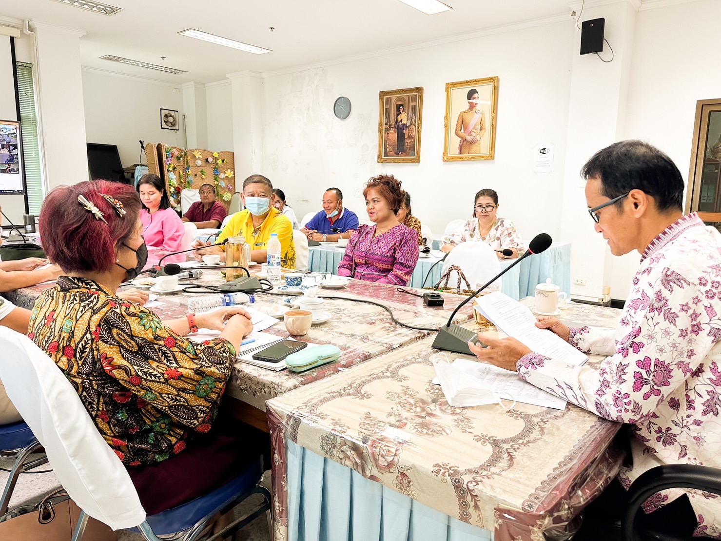 พช.สุราษฎร์และเครือข่าย OTOP ภาคใต้ /สุราษฎร์ธานี รวมทับ ขับเคลื่อนงาน OTOP ทั่วไทย ร่วมใจ @สุราษฎร์ธานี หน้าศาลากลางจังหวัด