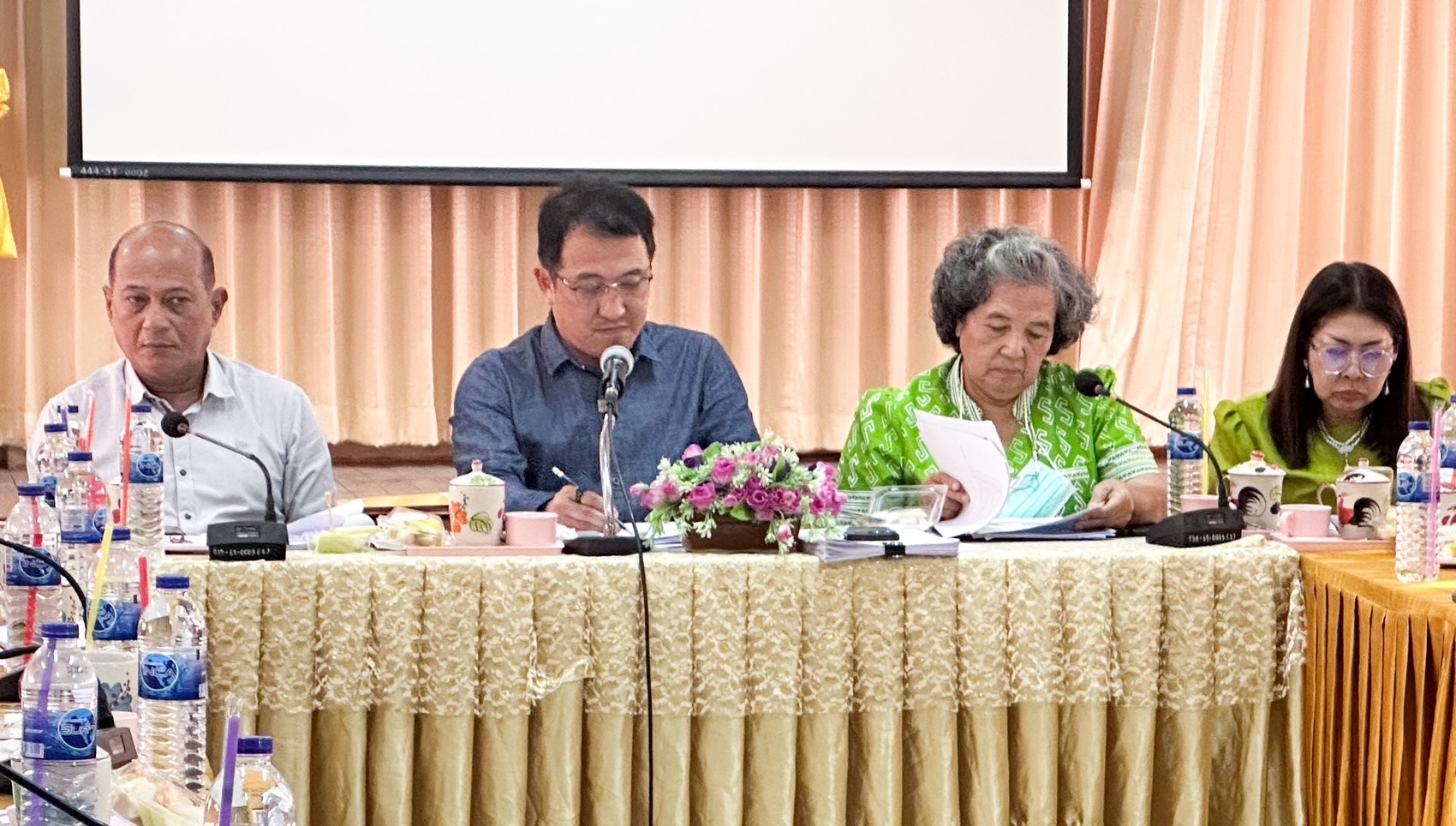 พช.สุราษฎร์ร่วมประชุมเตรียมความพร้อม งานเทศกาลเงาะโรงเรียนนาสาร (GI)สุราษฎร์ธานี