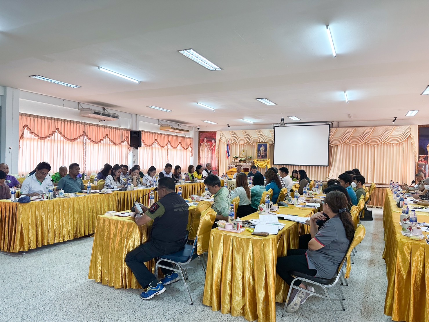 พช.สุราษฎร์ร่วมประชุมเตรียมความพร้อม งานเทศกาลเงาะโรงเรียนนาสาร (GI)สุราษฎร์ธานี