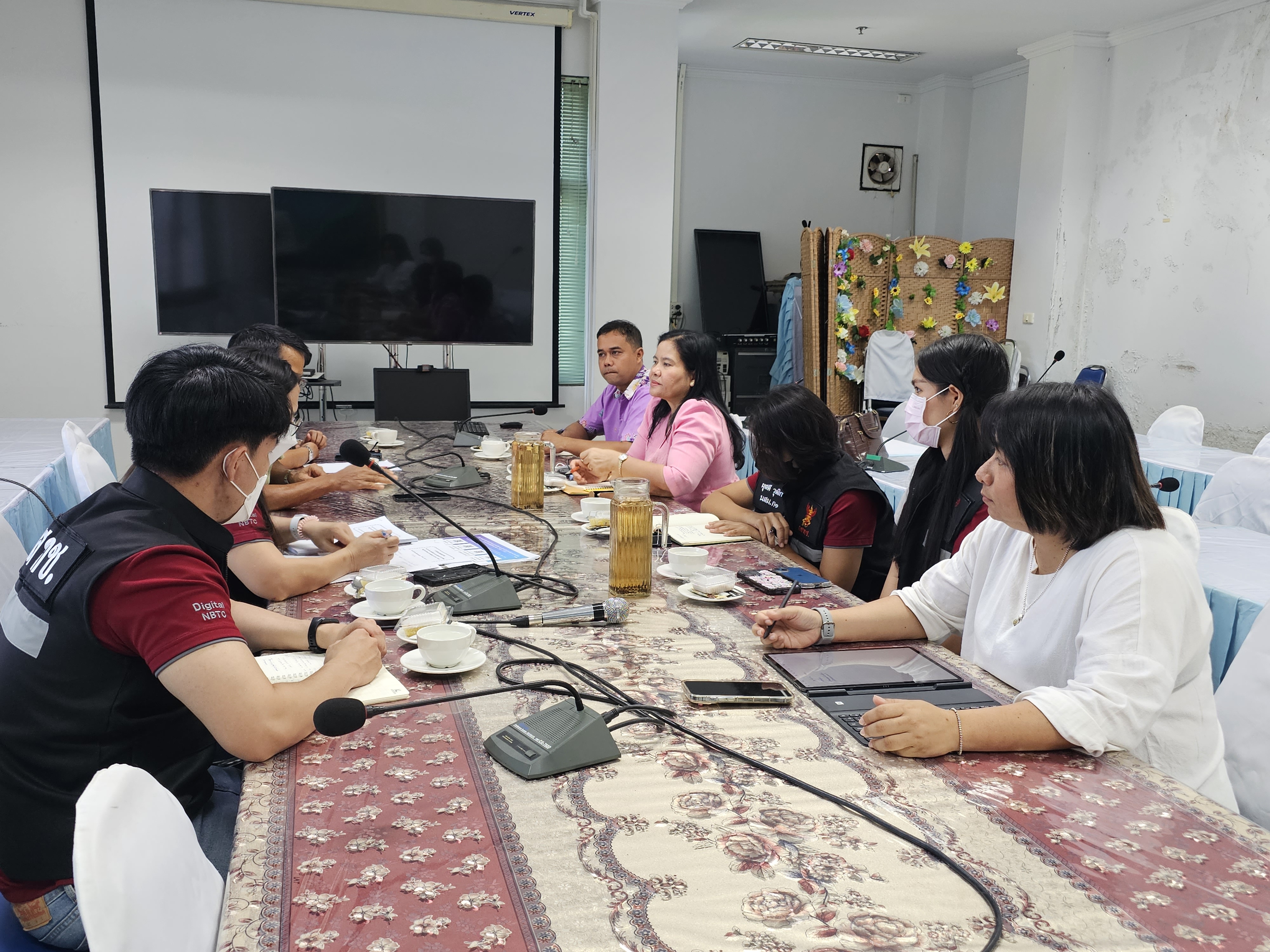 กสทช.บุกขอข้อมูล พช.สุราษฎร์ รับลูกร่วมกระจายข่าวการรับฟังความคิดเห็นสาธารณะ