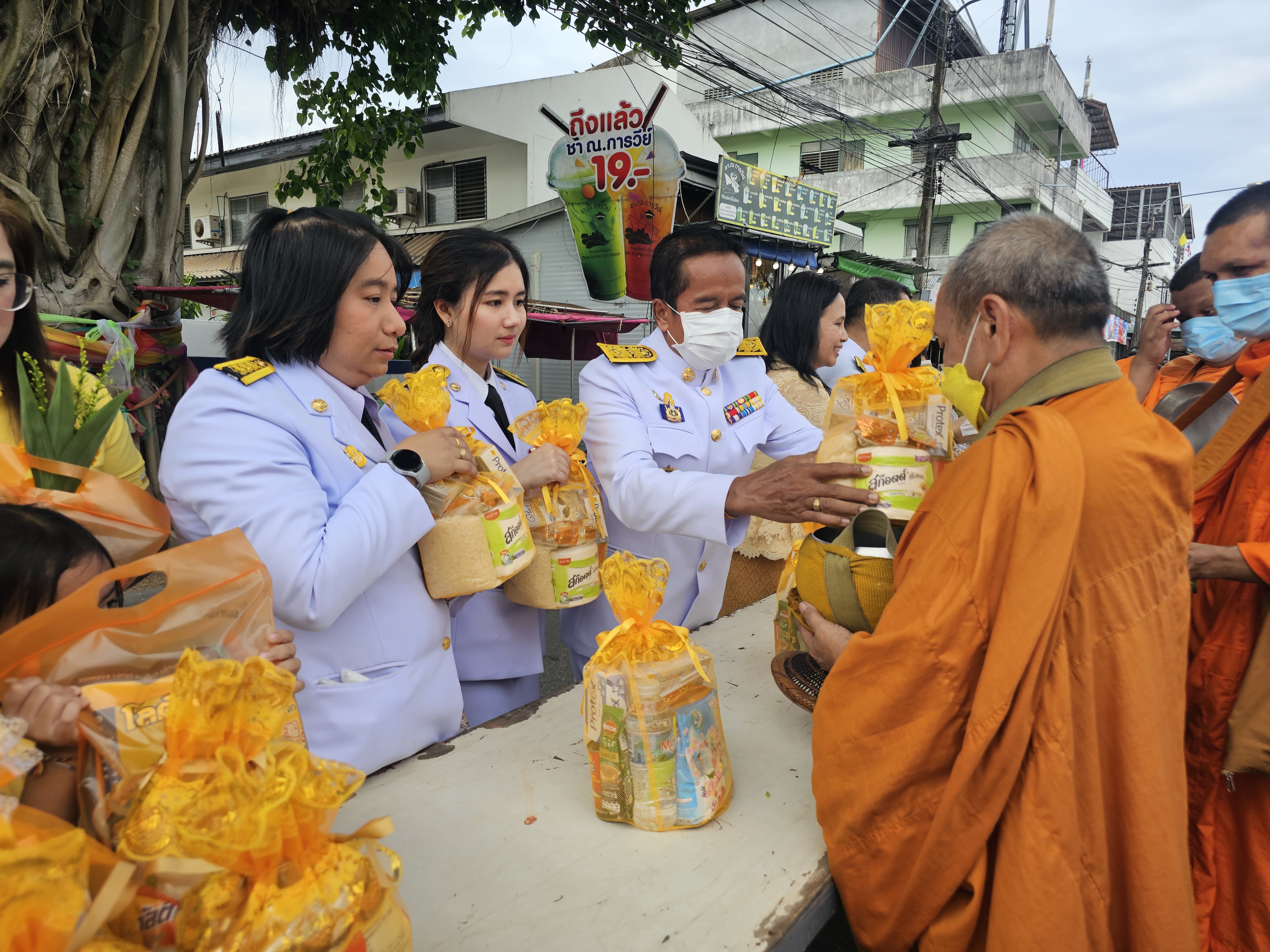 พช.สุราษฎร์ ร่วมกิจกรรมเฉลิมพระเกัยรติพระบาทสมเด็จพระเจ้าอยู่หัว