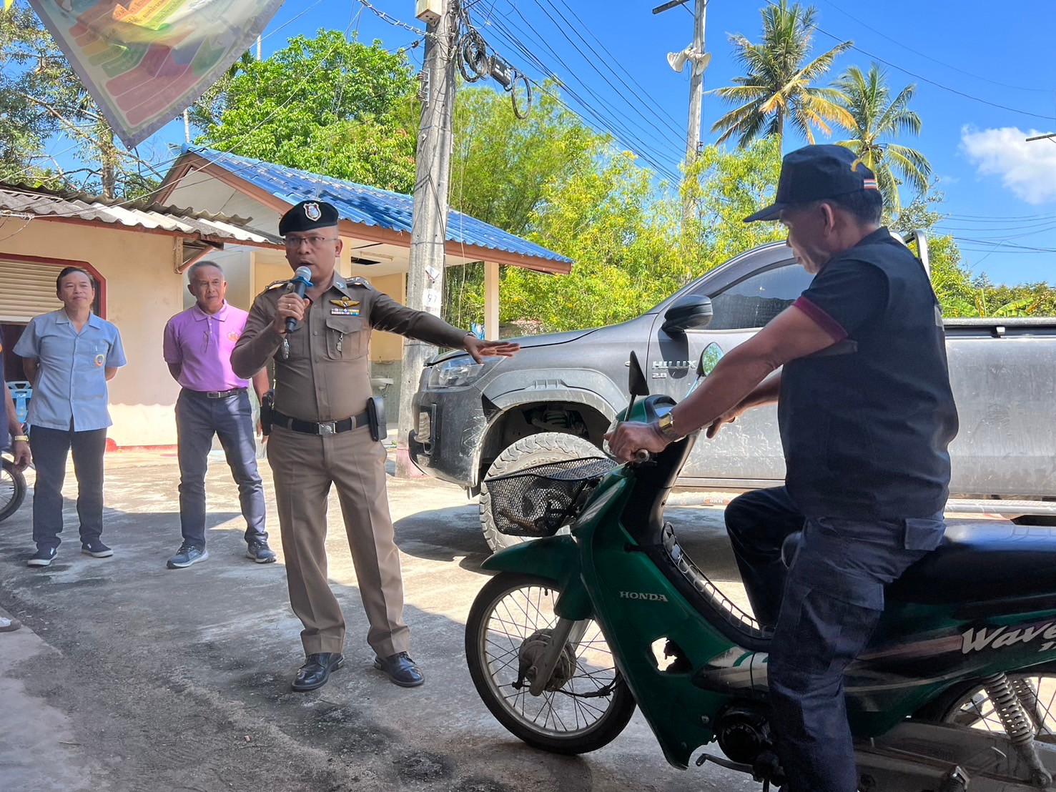 ชรบ. ตำบลต้นแบบ ฝึกเข้ม! ยกระดับความปลอดภัย ป้องกันยาเสพติด