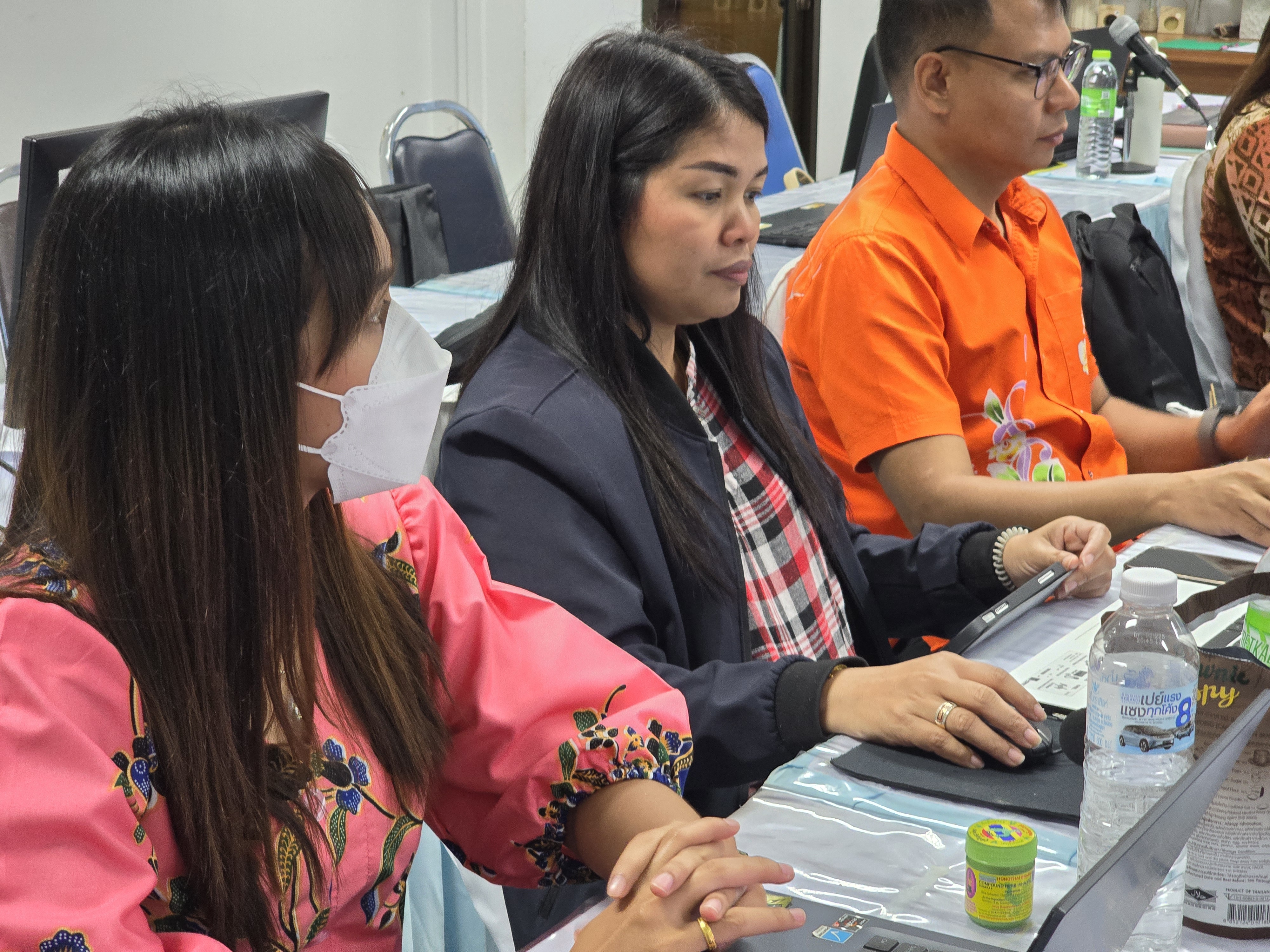 ดันชุมชนยุคใหม่! พัฒนาชุมชนสุราษฎร์ฯ อบรมทักษะดิจิทัล ผลิตสื่อดึงดูดใจ