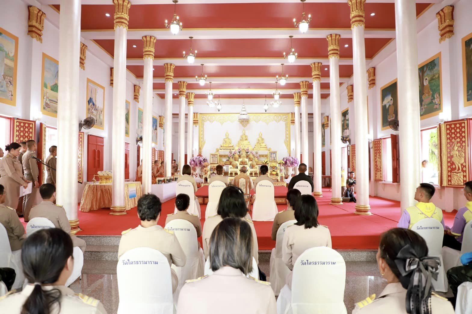 พช.สุราษฎร์ธานี เข้าร่วมพิธีถวายภัตตาหารเพลพระราชทานของพระบาทสมเด็จพระเจ้าอยู่หัว แด่พระภิกษุ สามเณร ผู้เข้าสอบบาลีสนามหลวงในจังหวัดสุราษฎร์ธานี 