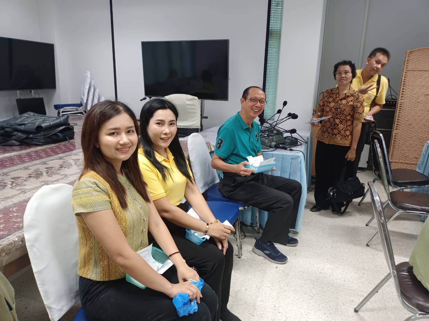 พช.สุราษฎร์ แข็งแรง ตรวจสุขภาพสร้างขวัญกำลังใจให้บุคลากร