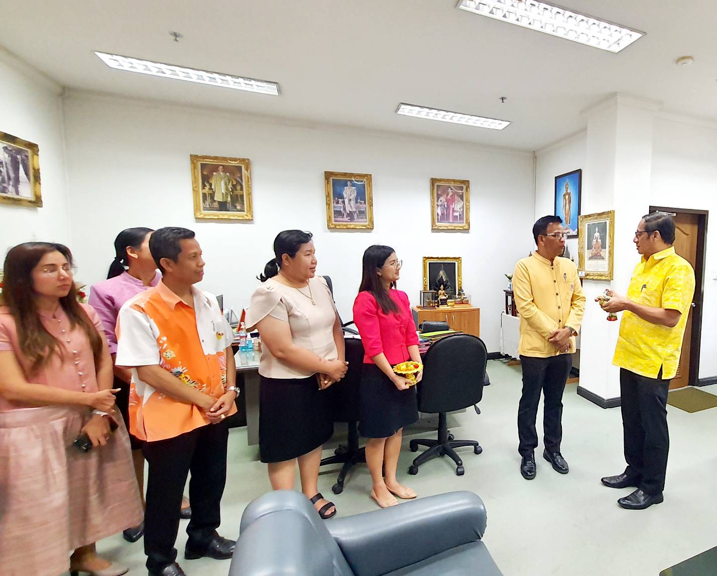 พจ.ประโมทย์ เข้าพบรองผู้ว่าราชการจังหวัดสุราษฎร์ธานี