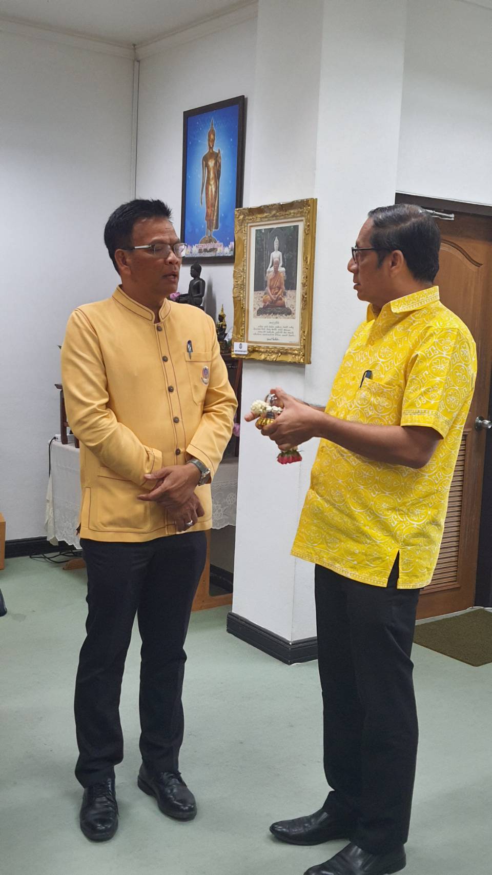 พจ.ประโมทย์ เข้าพบรองผู้ว่าราชการจังหวัดสุราษฎร์ธานี