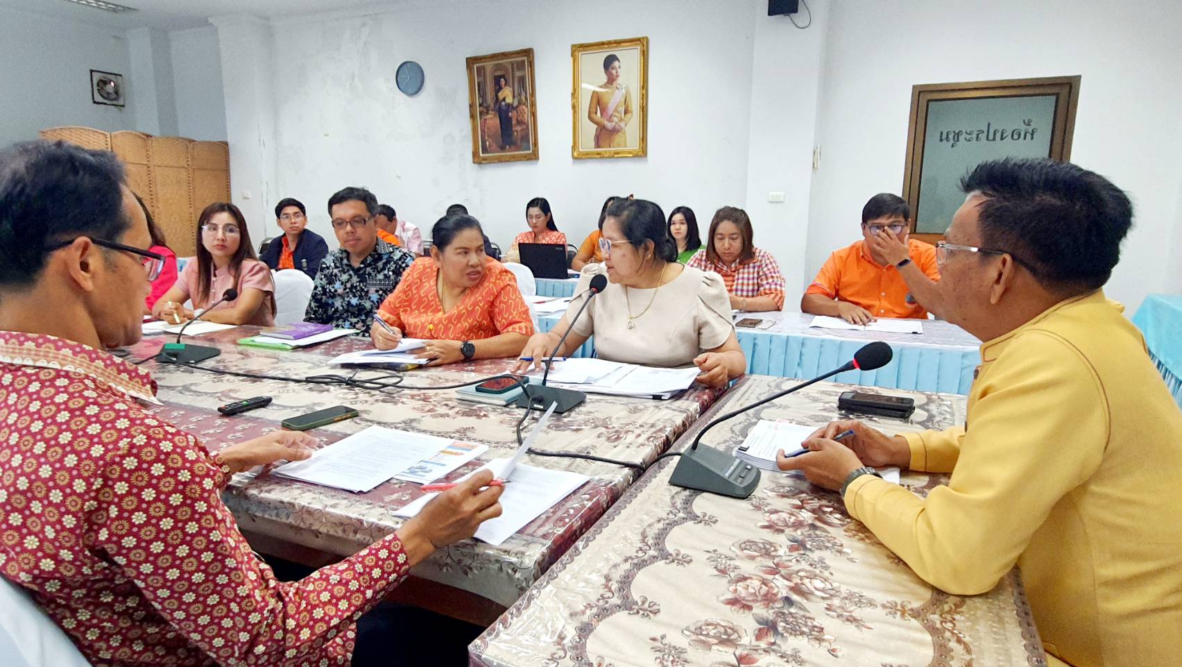 พช.สุราษฎร์ธานี พร้อมลุยงาน ประชุมวางแผนขับเคลื่อนงานเศรษฐกิจฐานราก