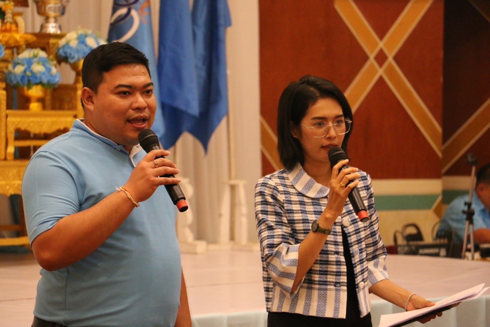 พช.สุราษฎร์ธานี ร่วมโครงการวิทยากรกระบวนการกองทุนแม่ของแผ่นดิน ครู (ข) ในพื้นที่ ปปส.ภาค 8