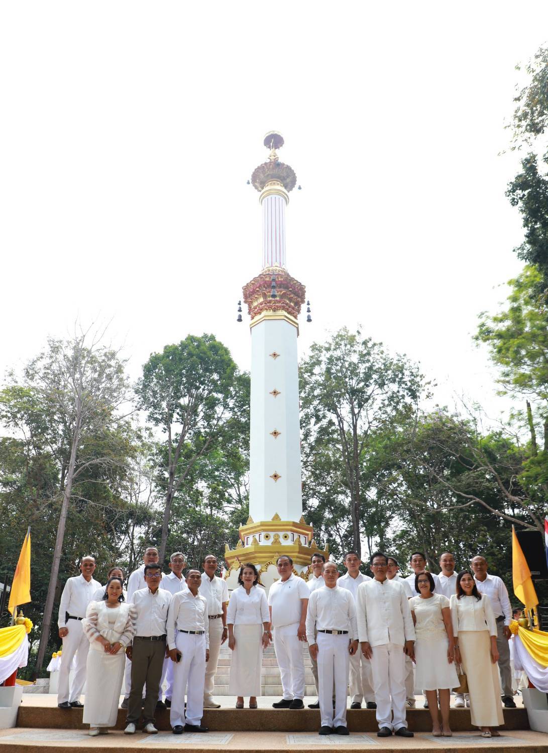 📣พช.สุราษฎร์ธานี📣 ร่วมพิธีบวงสรวงพระธาตุศรีสุราษฎร์ เนื่องในงาน “แห่ผ้าห่มพระธาตุศรีสุราษฎร์ แลธรรมชาติเขาท่าเพชร” ประจำปี 2568