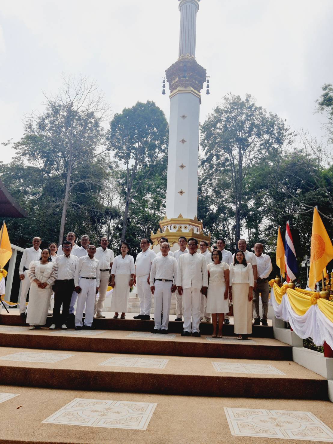 📣พช.สุราษฎร์ธานี📣 ร่วมพิธีบวงสรวงพระธาตุศรีสุราษฎร์ เนื่องในงาน “แห่ผ้าห่มพระธาตุศรีสุราษฎร์ แลธรรมชาติเขาท่าเพชร” ประจำปี 2568