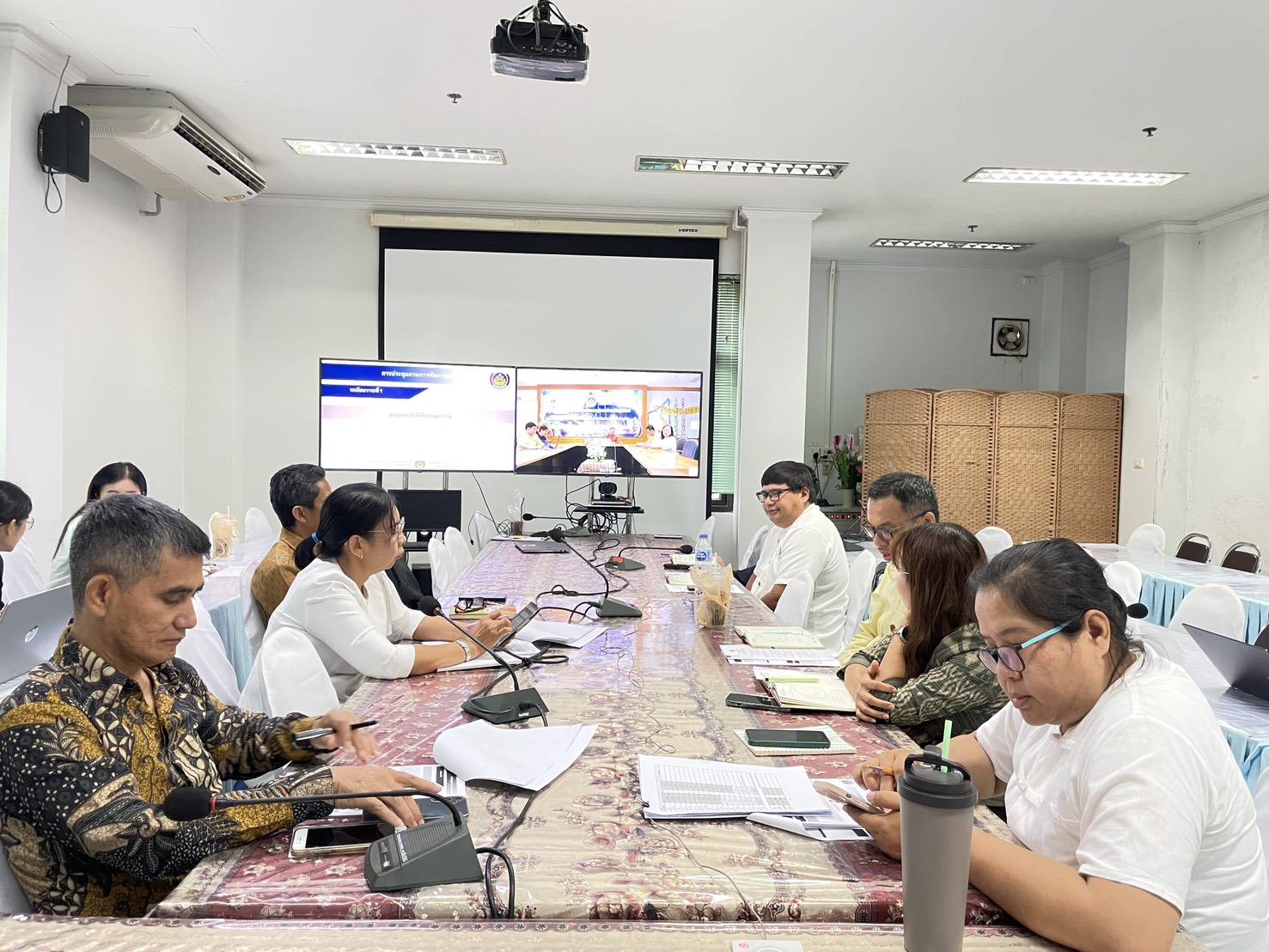 📣พช.สุราษฎร์ธานี📣 ร่วมรับการประชุมกรมการพัฒนาชุมชน ครั้งที่ 3/2568