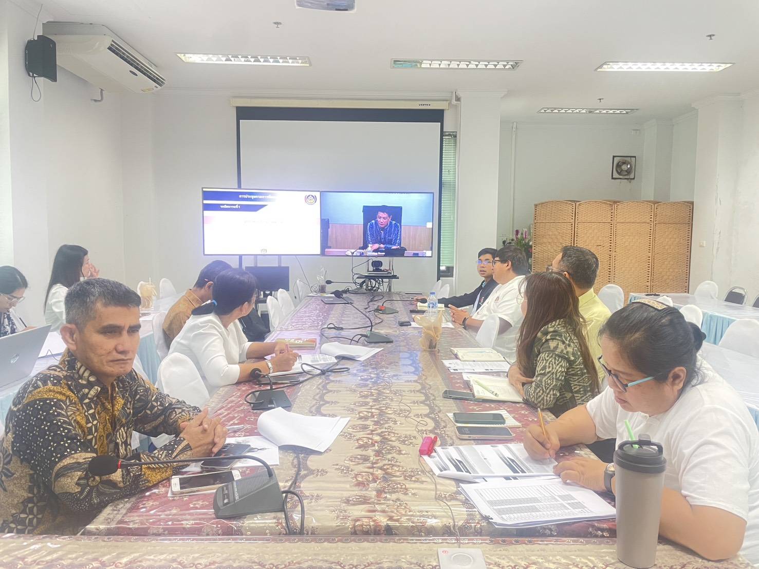 📣พช.สุราษฎร์ธานี📣 ร่วมรับการประชุมกรมการพัฒนาชุมชน ครั้งที่ 3/2568