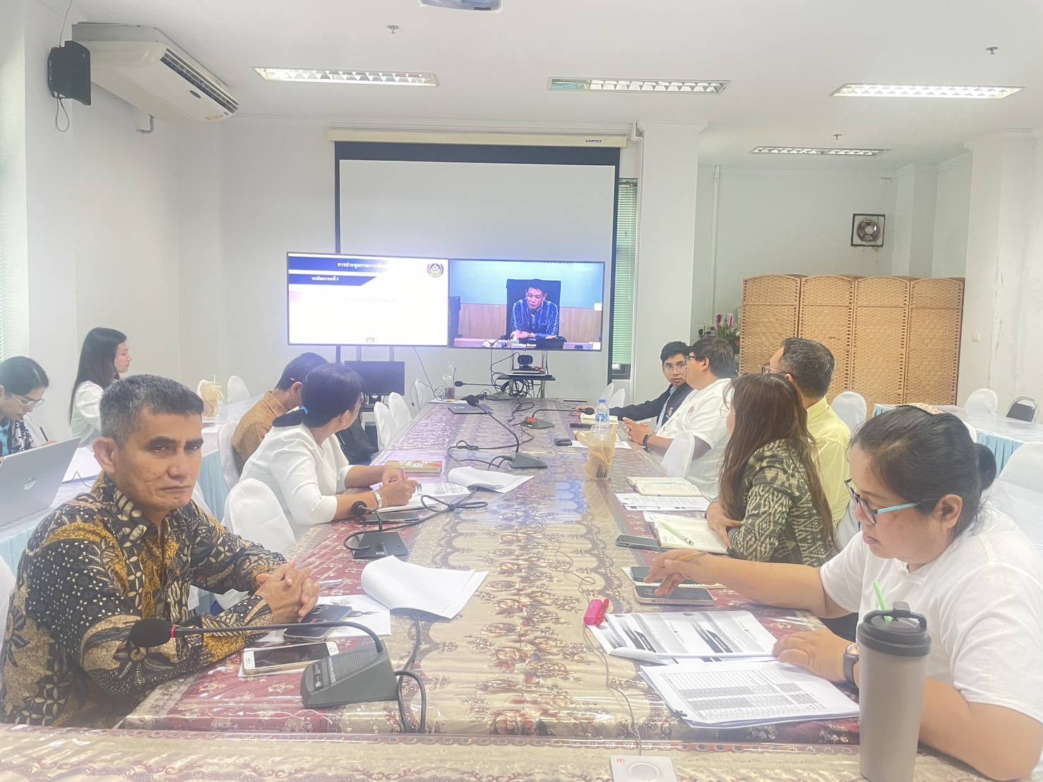 📣พช.สุราษฎร์ธานี📣 ร่วมรับการประชุมกรมการพัฒนาชุมชน ครั้งที่ 3/2568