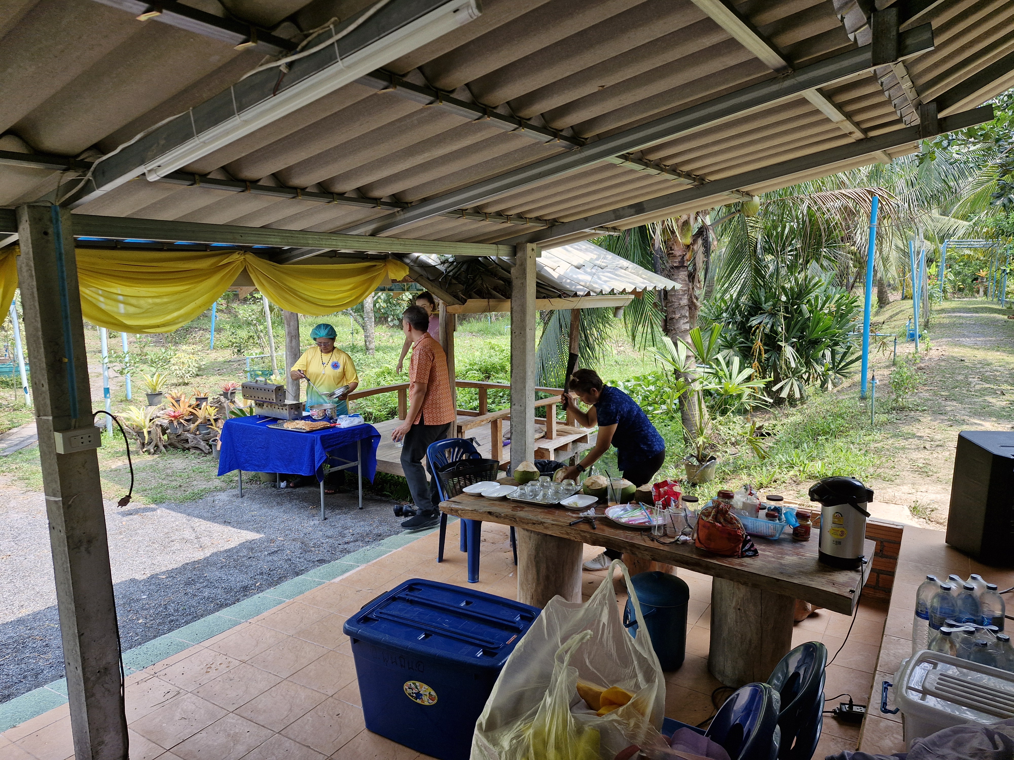 ผู้ตรวจรายการการกรม ปฏิบัติหน้าที่ผู้อำนวยการศูนย์ศึกษาและพัฒนาชุมนาชุมชนนครศรีธรรมรรมราช ลงพื้นที่ตรวจติดตามผลการดำเนินงานกรมการพัฒนาชุมชนที่สำคัญและตรวจเยี่ยมข้ารารายการบรรจุใหม่ สพอ.ท่าชนะ สพอ.พุนพิน และสพอ.พนม จ.สุราษฎร์ธานี