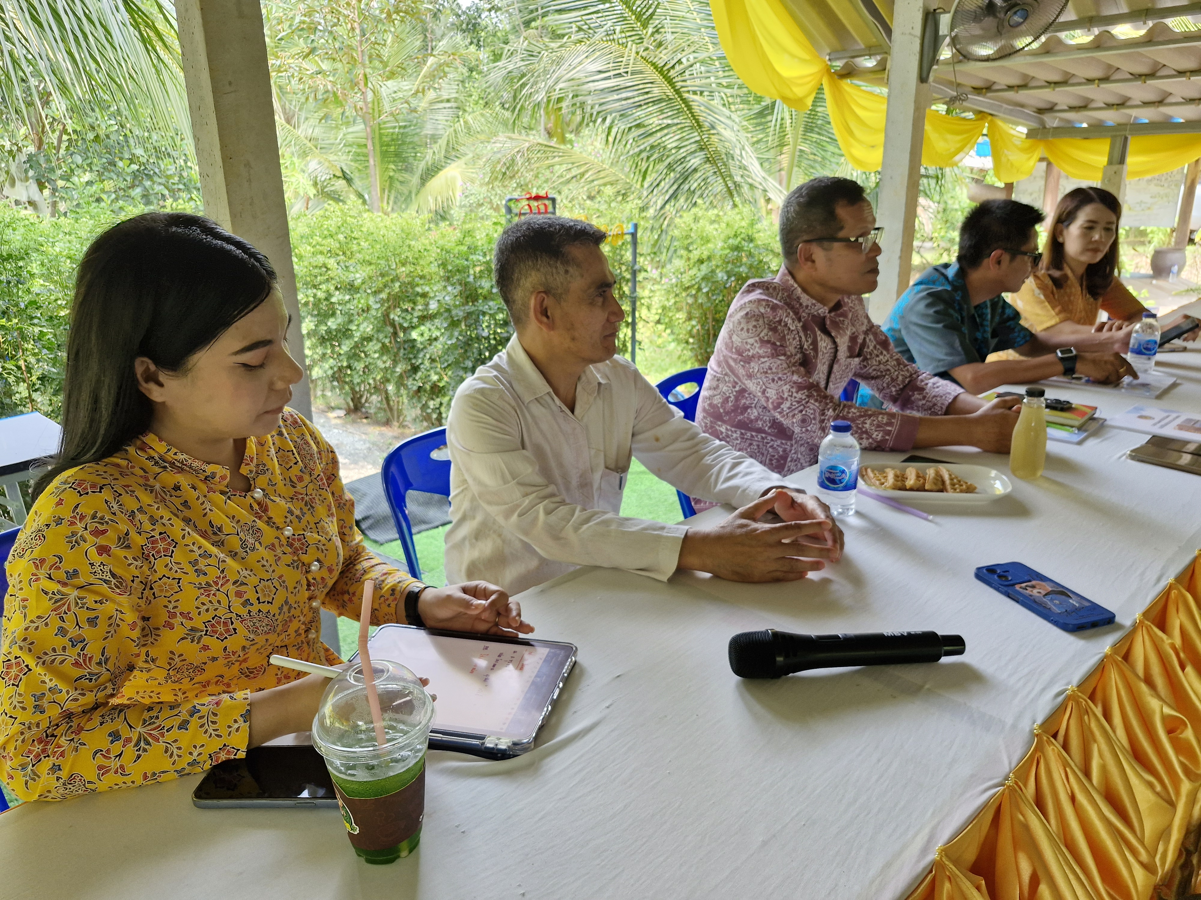 ผู้ตรวจรายการการกรม ปฏิบัติหน้าที่ผู้อำนวยการศูนย์ศึกษาและพัฒนาชุมนาชุมชนนครศรีธรรมรรมราช ลงพื้นที่ตรวจติดตามผลการดำเนินงานกรมการพัฒนาชุมชนที่สำคัญและตรวจเยี่ยมข้ารารายการบรรจุใหม่ สพอ.ท่าชนะ สพอ.พุนพิน และสพอ.พนม จ.สุราษฎร์ธานี