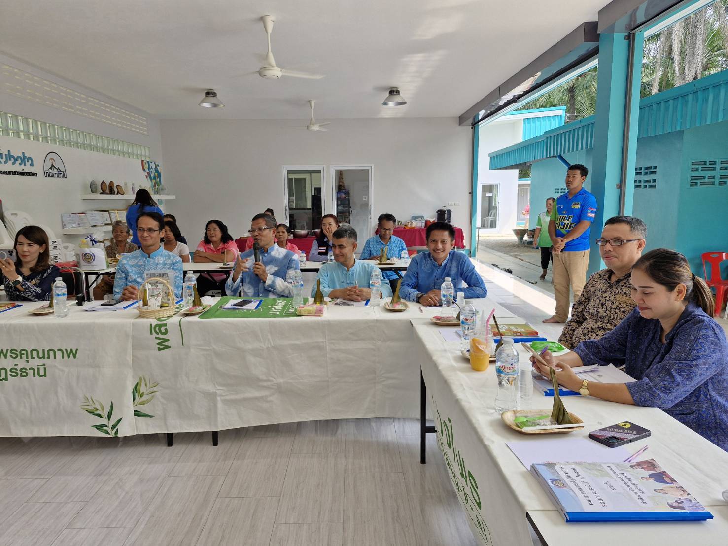 ผู้ตรวจรายการการกรม ปฏิบัติหน้าที่ผู้อำนวยการศูนย์ศึกษาและพัฒนาชุมนาชุมชนนครศรีธรรมรรมราช ลงพื้นที่ตรวจติดตามผลการดำเนินงานกรมการพัฒนาชุมชนที่สำคัญและตรวจเยี่ยมข้ารารายการบรรจุใหม่ สพอ.ท่าชนะ สพอ.พุนพิน และสพอ.พนม จ.สุราษฎร์ธานี