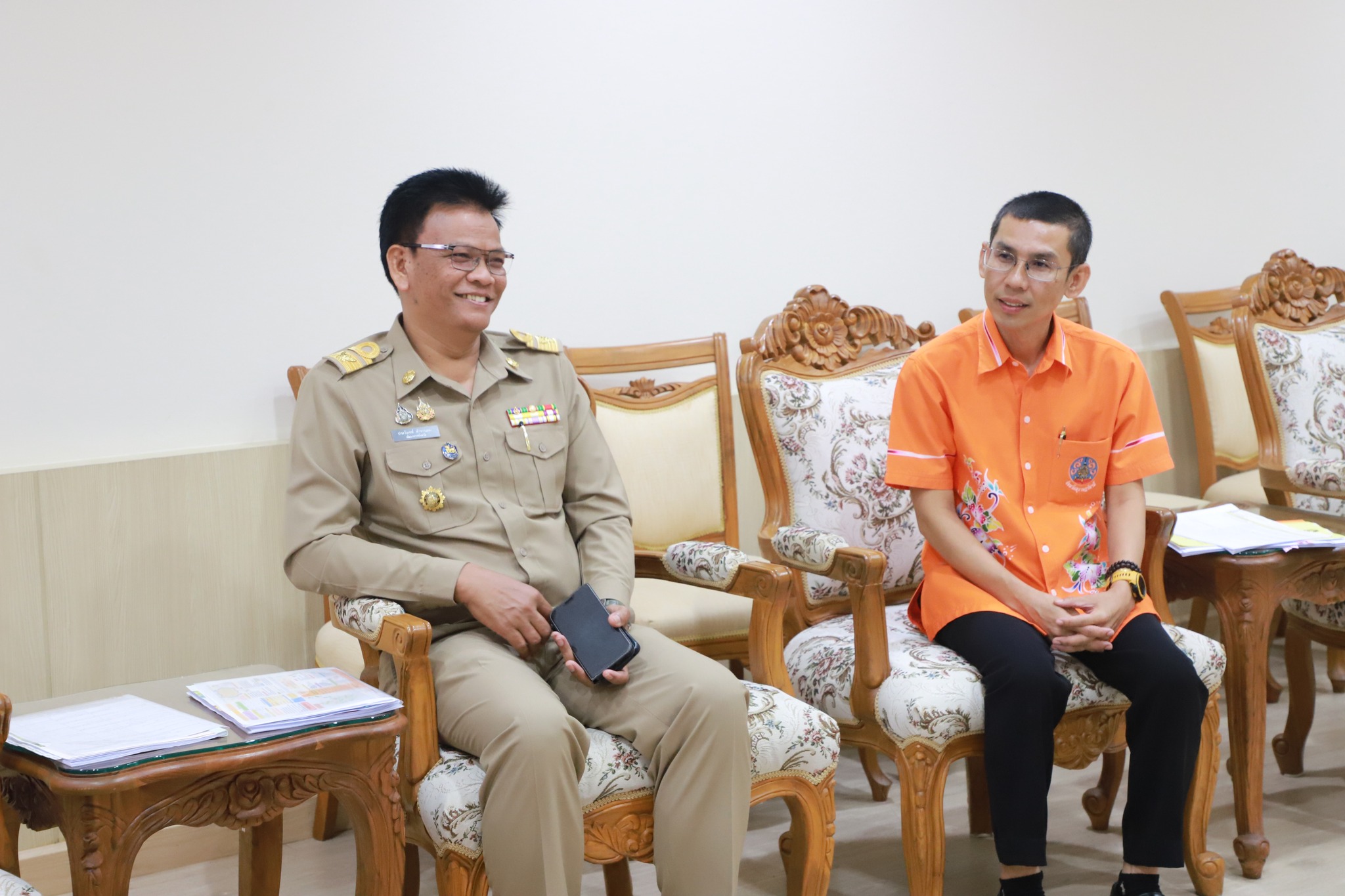 📢พช.สุราษฎร์ธานี📢ร่วมต้อนรับ และร่วมคณะผู้ตรวจฯ กระทรวงมหาดไทย ลงพื้นที่จังหวัดสุราษฎร์ธานี ติดตามการปฏิบัติงานตามนโยบายรัฐบาล พร้อมตรวจเยี่ยมการพัฒนาแหล่งท่องเที่ยว หวังสร้างโอกาสทางเศรษฐกิจให้กับชุมชน