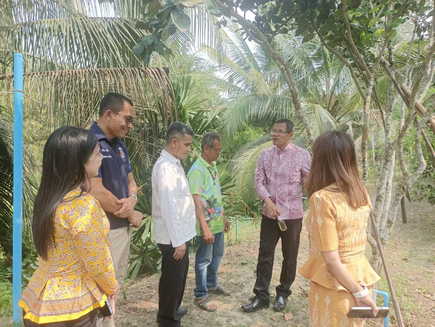 ผู้ตรวจรายการการกรม ปฏิบัติหน้าที่ผู้อำนวยการศูนย์ศึกษาและพัฒนาชุมนาชุมชนนครศรีธรรมรรมราช ลงพื้นที่ตรวจติดตามผลการดำเนินงานกรมการพัฒนาชุมชนที่สำคัญและตรวจเยี่ยมข้ารารายการบรรจุใหม่ สพอ.ท่าชนะ สพอ.พุนพิน และสพอ.พนม จ.สุราษฎร์ธานี