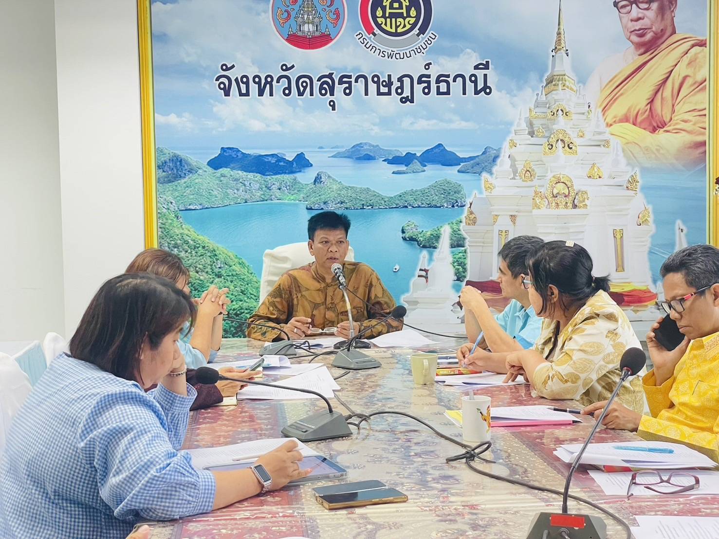 📢 พช.สุราษฎร์ธานี ประชุมคณะกรรมการดำเนินการทอดป่าสมทบกองทุนพัฒนาเด็กชนบทฯ