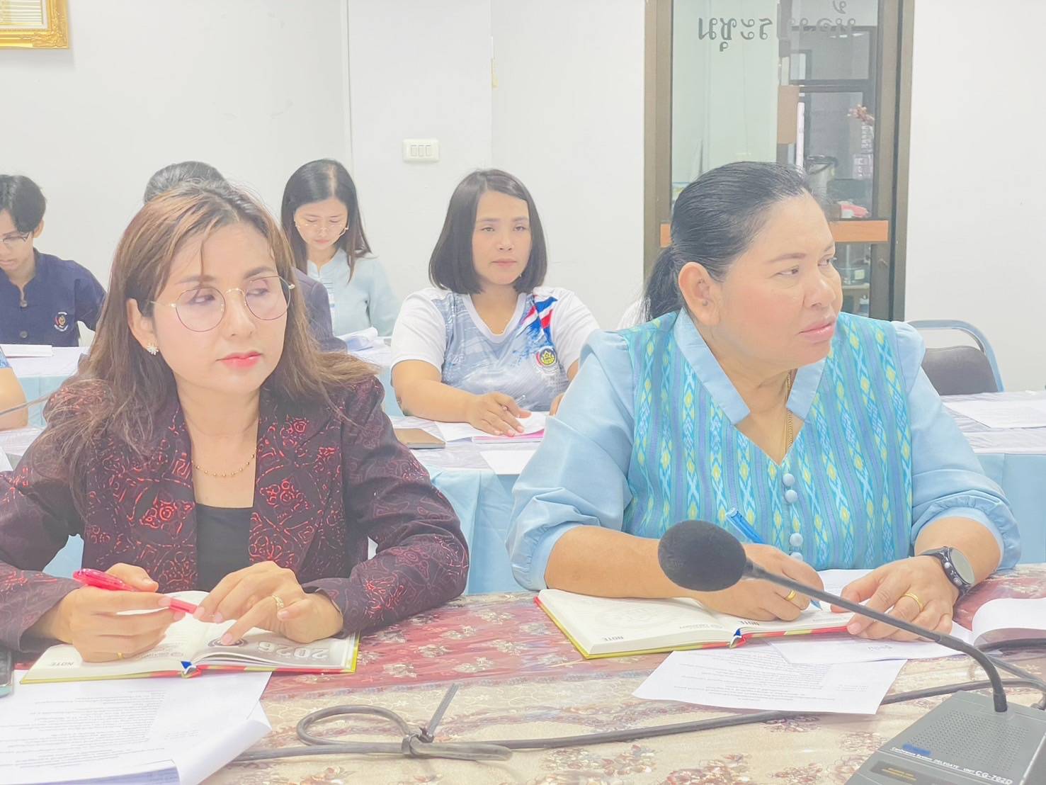 📢 พช.สุราษฎร์ธานี ประชุมคณะกรรมการดำเนินการทอดป่าสมทบกองทุนพัฒนาเด็กชนบทฯ