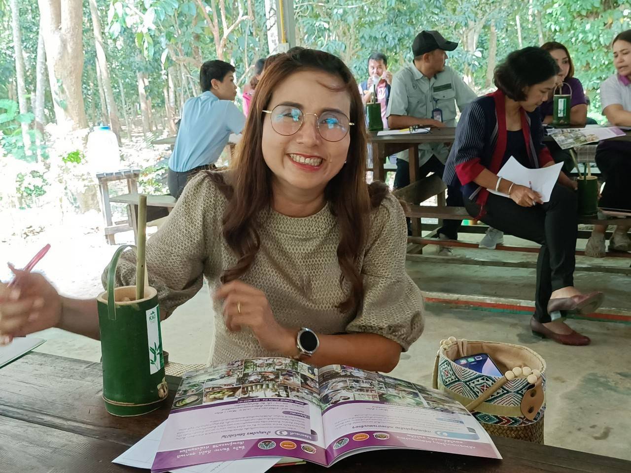 พช.สุราษฎร์ นำคณะทำงานขับเคลื่อนเศรษฐกิจฐานรากฯ ลงพื้นที่ติดตามและประเมินศักยภาพกลุ่มเป้าหมาย