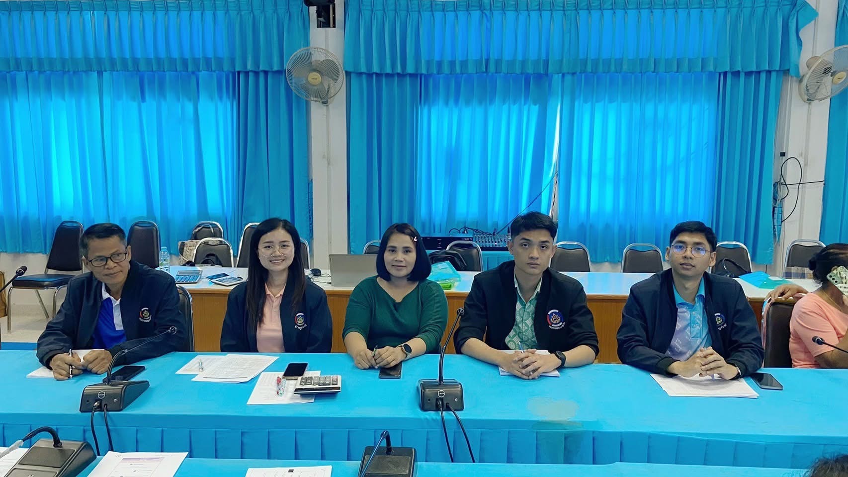 พัฒนาชุมชนสุราษฎร์ ร่วมกับอำเภอเคียนซาจัดเวทีไกล่เกลี่ยหนี้ค้างชำระกองทุนพัฒนาบทบาทสตรี