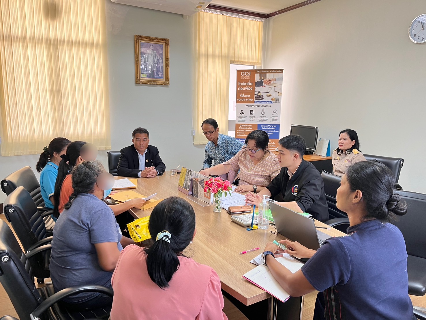 พช.สุราษฎร์ฯ “ไกล่เกลี่ยก่อนฟ้องลูกหนี้กองทุนพัฒนาบทบาทสตรี” ณ ห้องไกล่เกลี่ย ศาลจังหวัดไชยา