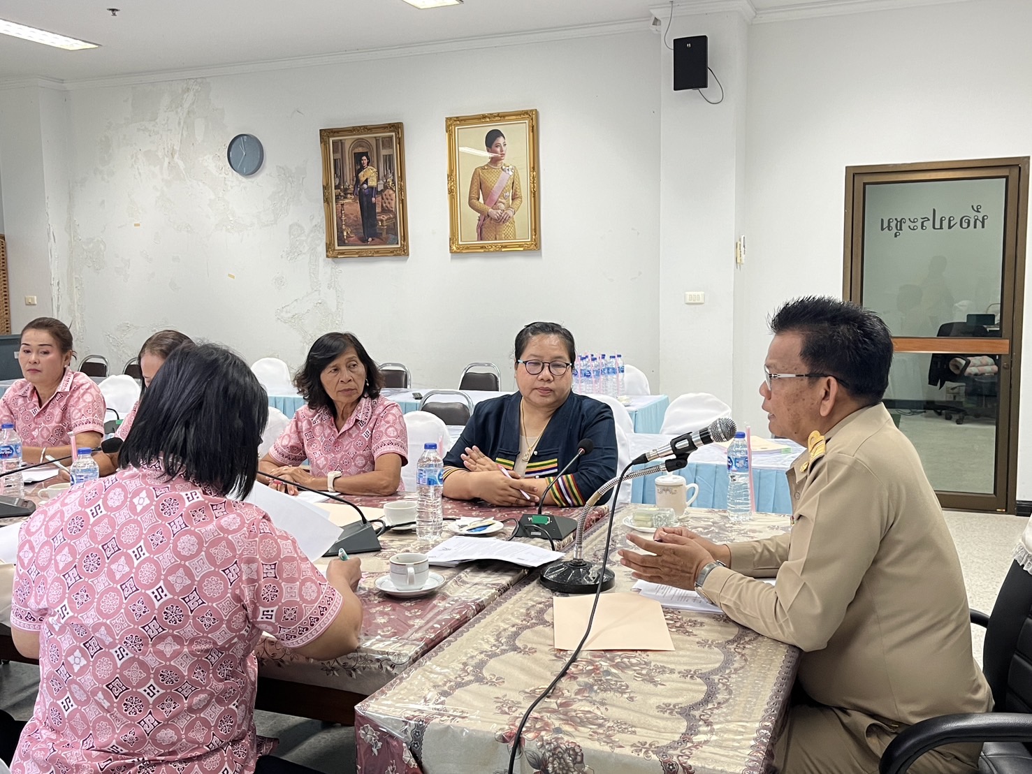 พัฒนาชุมชนสุราษฎร์ จัดประชุมคณะทำงานขับเคลื่อนกองทุนพัฒนาบทบาทสตรีจังหวัดสุราษฎร์ธานี ครั้งที่ 2/2568