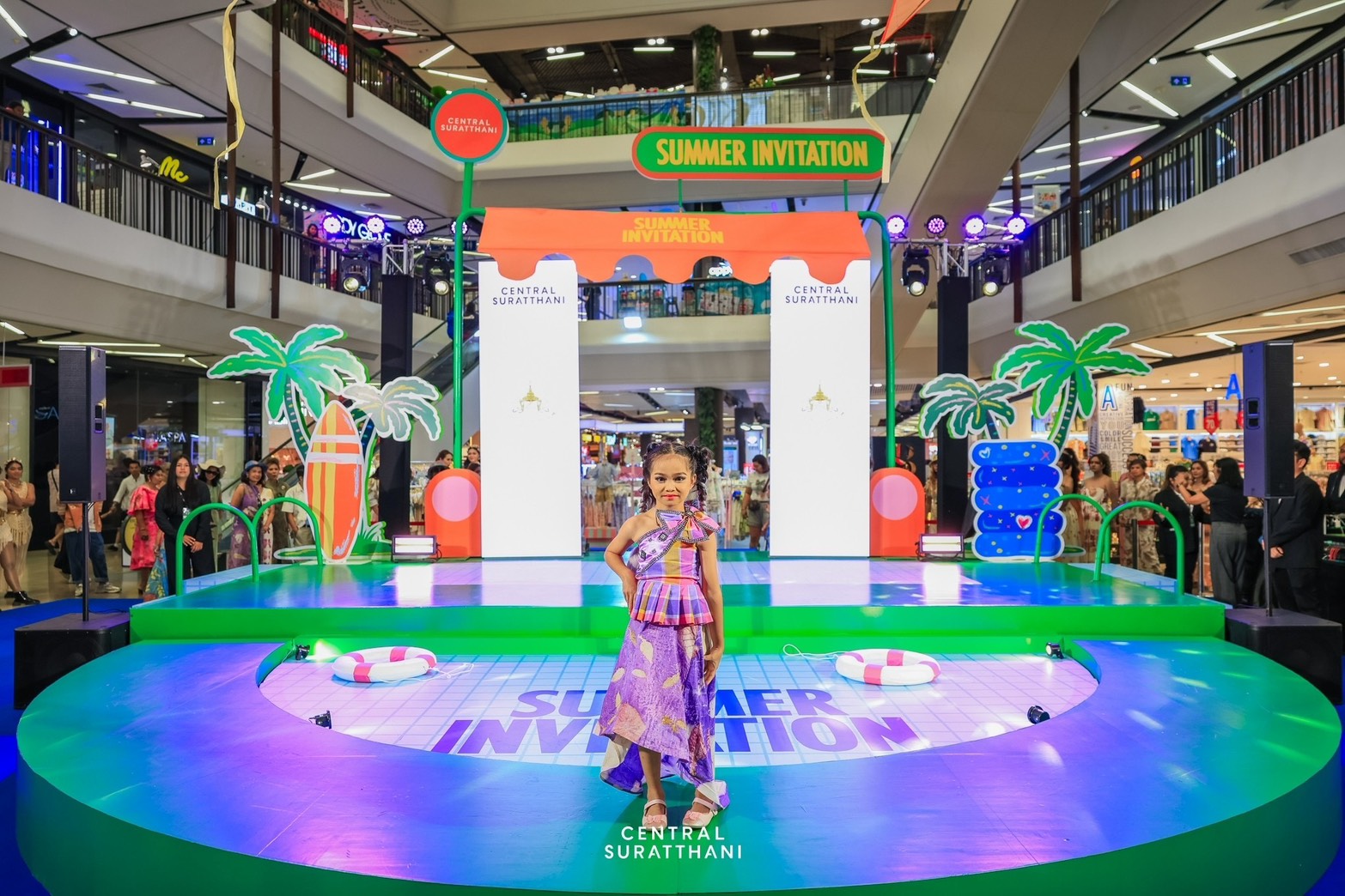 เซ็นทรัลสุราษฎร์ธานี ปลุกเสน่ห์ผ้าถิ่น ดัน Soft Power จัดเต็มแฟชั่นโชว์ รับซัมเมอร์ 2025