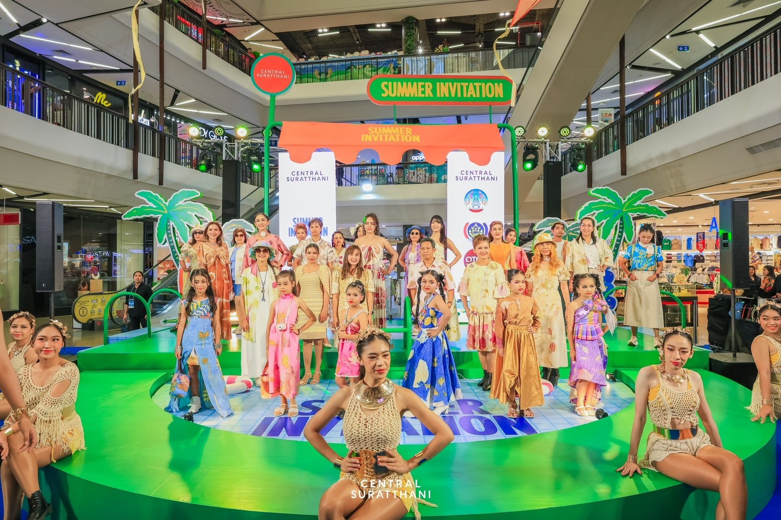 เซ็นทรัลสุราษฎร์ธานี ปลุกเสน่ห์ผ้าถิ่น ดัน Soft Power จัดเต็มแฟชั่นโชว์ รับซัมเมอร์ 2025