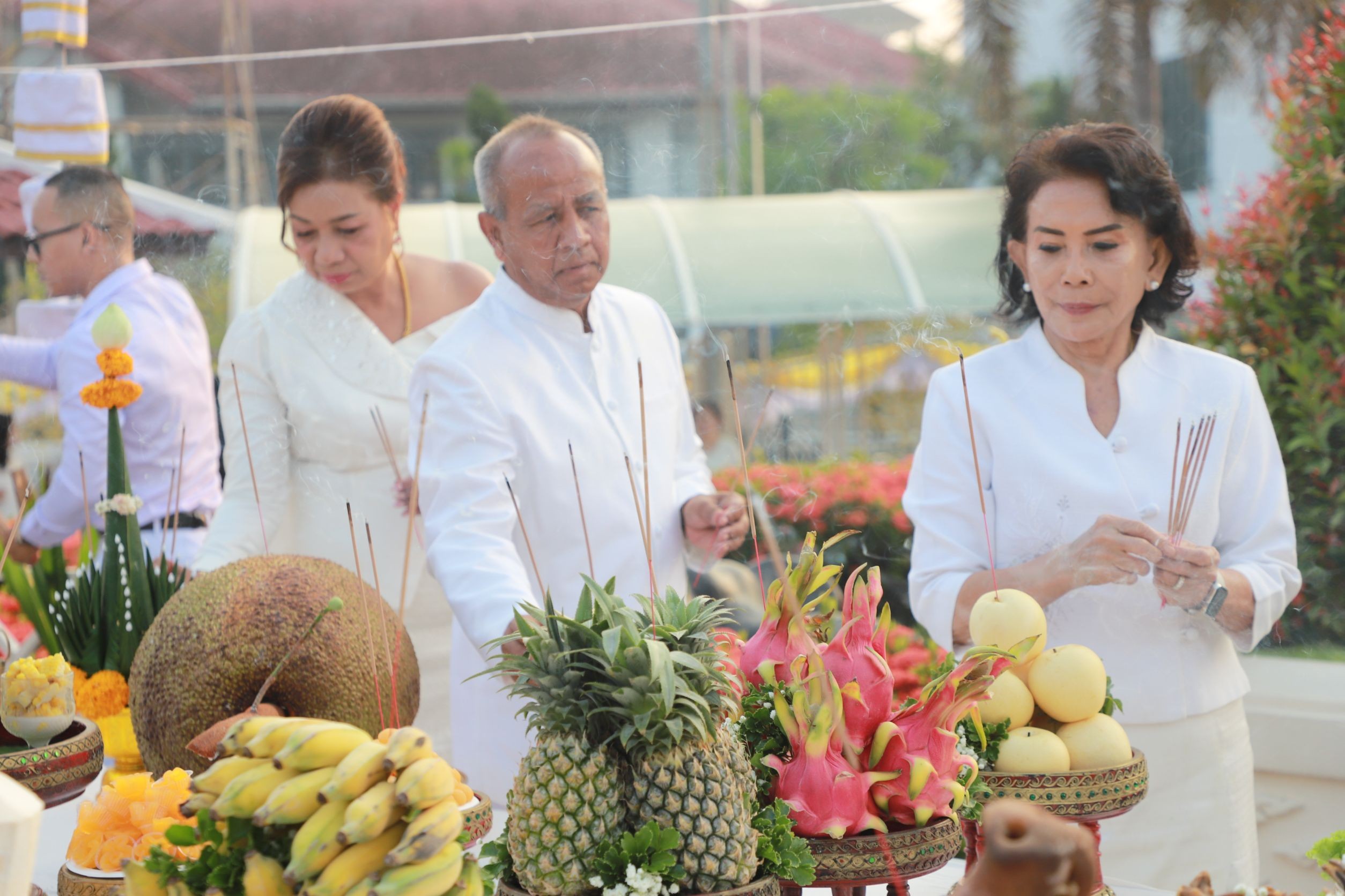 พช.สุราษฎร์ธานี ร่วมกับพสกนิกรทุกหมู่เหล่าร่วมพิธีบวงสรวงศาลหลักเมืองจังหวัดสุราษฎร์ธานี เนื่องในงาน “แห่ผ้าห่มพระธาตุศรีสุราษฎร์ แลธรรมชาติเขาท่าเพชร” ครั้งที่ 15 ประจำปี 2568 ร่วมรักษาขนบธรรมเนียมประเพณีอันดีงาม