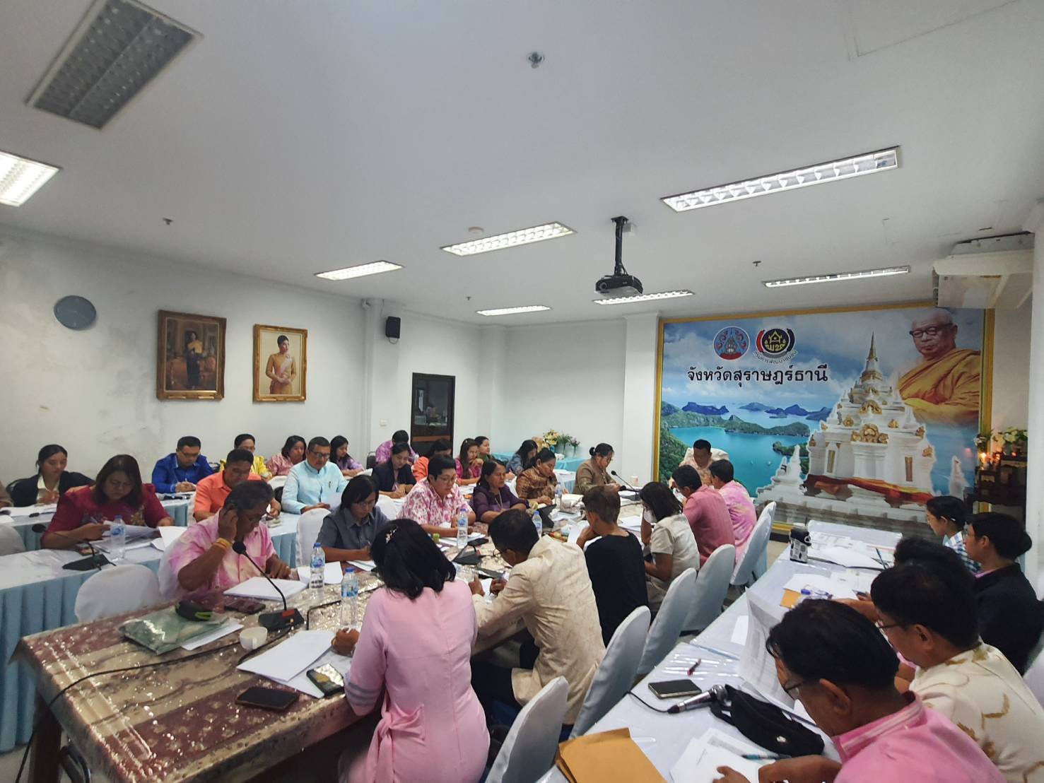 📣พช.สุราษฎร์ธานี📣จัดประชุมประจำเดือนผู้อำนวยการกลุ่มงานฯ พัฒนาการอำเภอ และเจ้าหน้าที่พัฒนาชุมชนระดับจังหวัด ครั้งที่ 3/2568