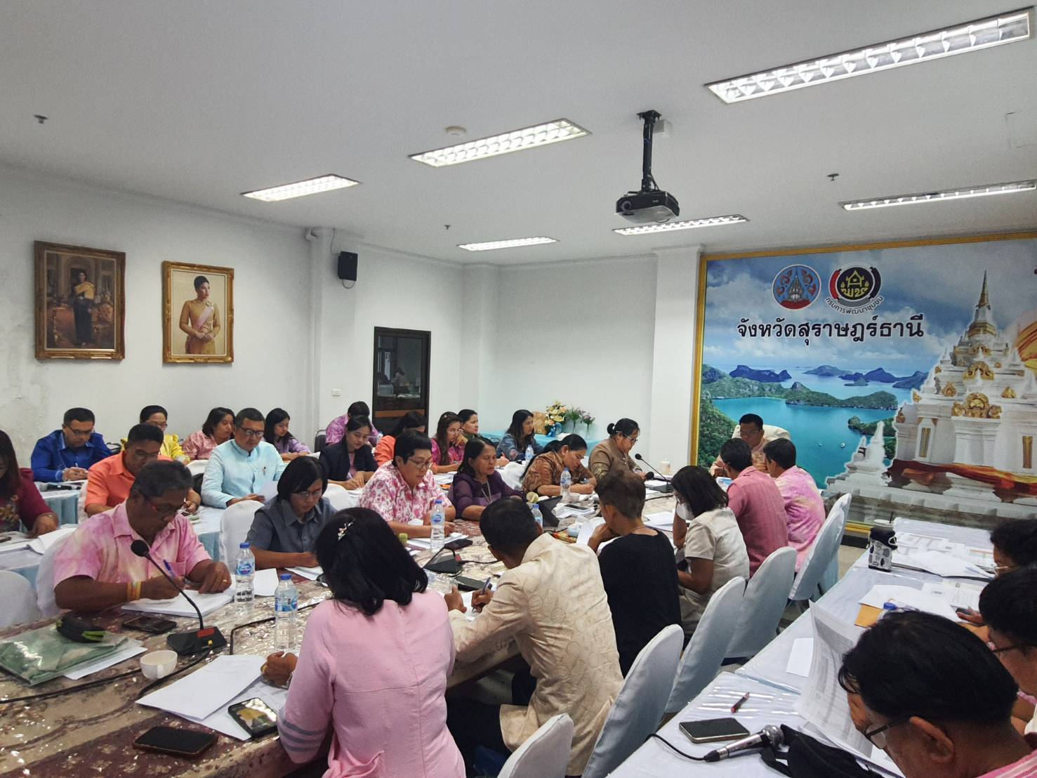 📣พช.สุราษฎร์ธานี📣จัดประชุมประจำเดือนผู้อำนวยการกลุ่มงานฯ พัฒนาการอำเภอ และเจ้าหน้าที่พัฒนาชุมชนระดับจังหวัด ครั้งที่ 3/2568