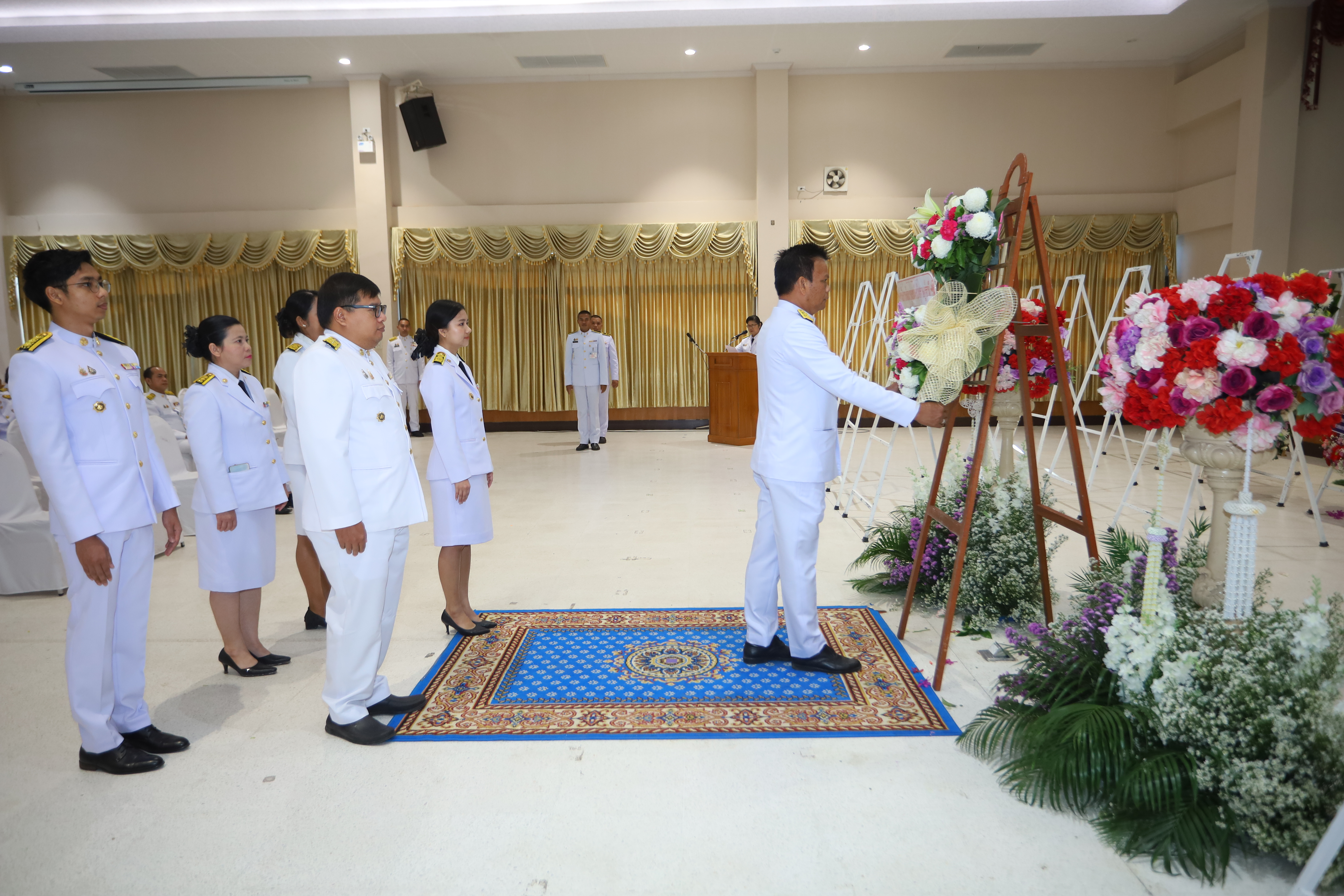 📣พช.สุราษฎร์ธานี📣 ร่วมพิธีวางพวงมาลา น้อมรำลึกในพระมหากรุณาธิคุณ “ สมเด็จพระนเรศวรมหาราช” เนื่องในวันคล้ายวันสวรรคตสมเด็จพระนเรศวรมหาราช ประจำปี 2568