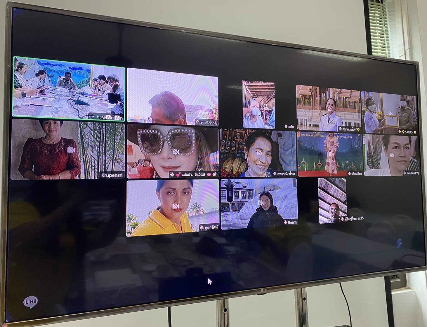 พช. สุราษฎร์ เตรียมความพร้อมผู้ประกอบการผ้าไทย รับมอบและประกวด “ผ้าลายสิริราชพัสตราภรณ์”