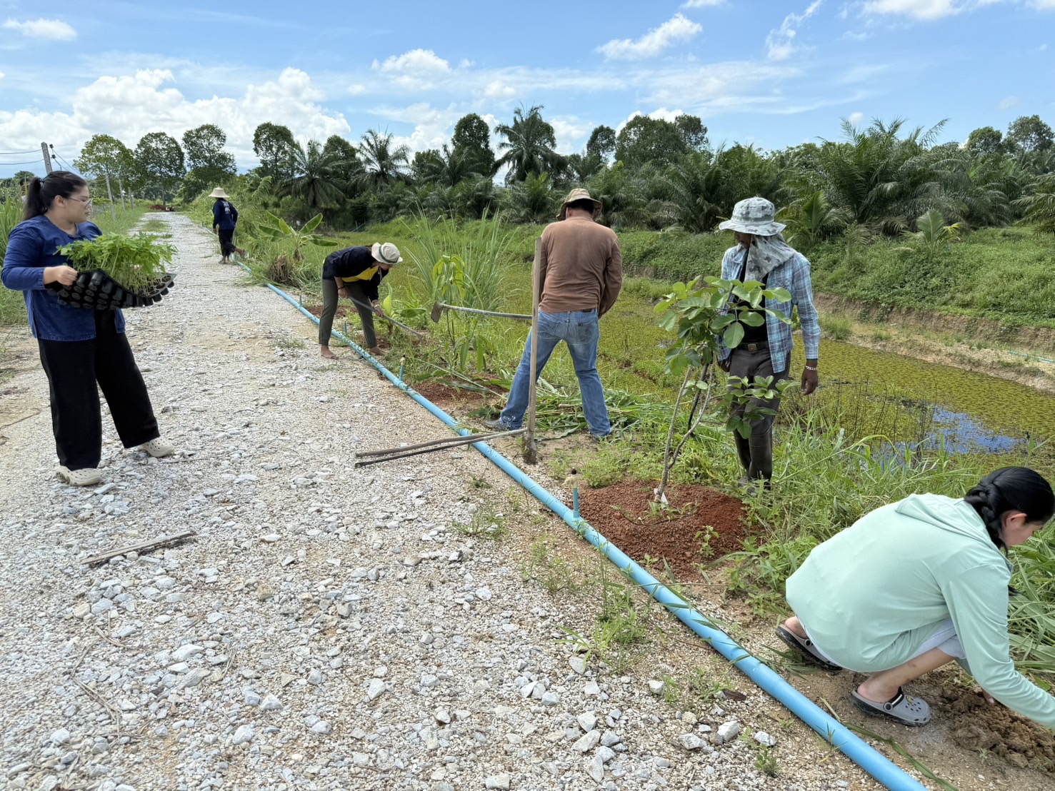 “ผู้นำต้องทำก่อน” รองผู้ว่าฯ “เมืองคนดี” เปิดบ้านเตรียมปั้นศูนย์เรียนรู้ ขยายผล “โคก หนอง นา” สู่ชุมชนอย่างยั่งยืน